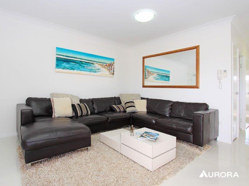 6/88 Kent Street, Hamilton Leased by Aurora Property - image 6