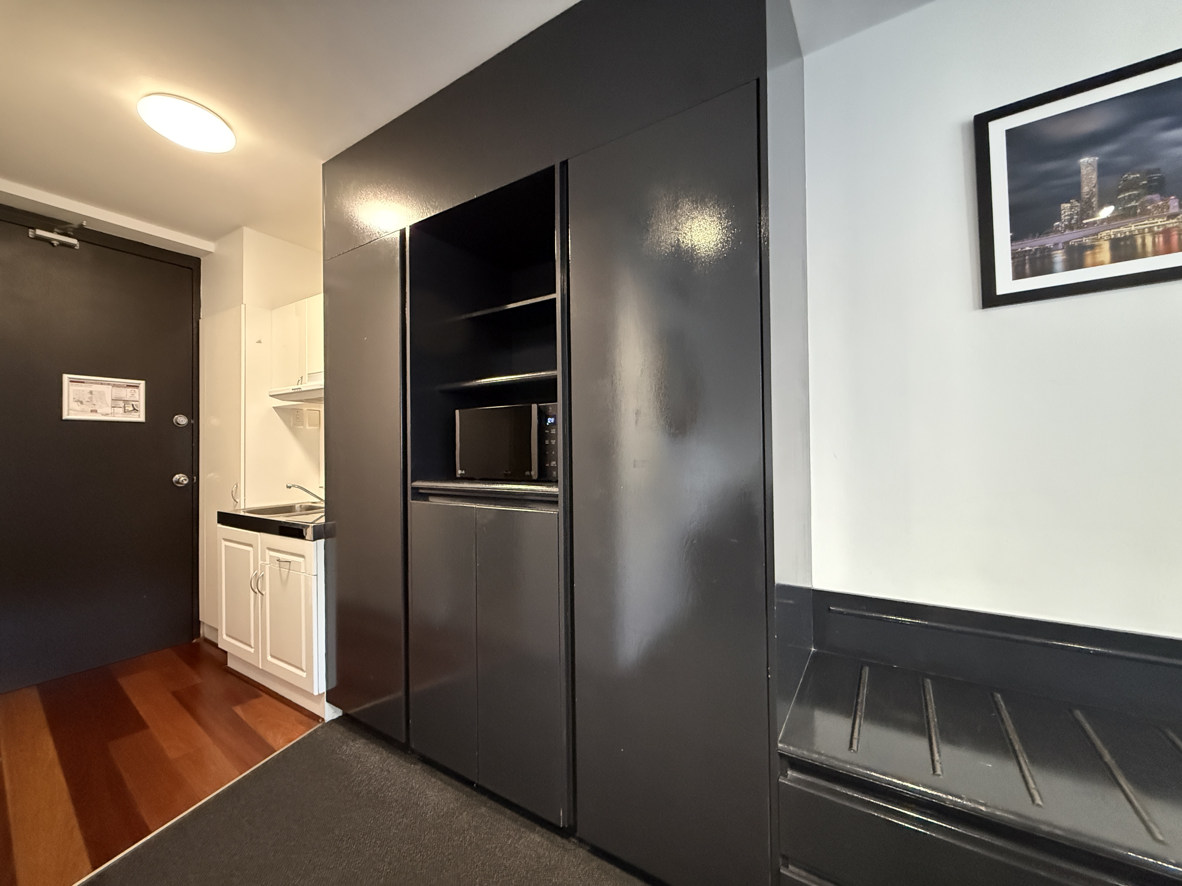16/189 Leichhardt Street, Spring Hill Leased by Aurora Property - image 3
