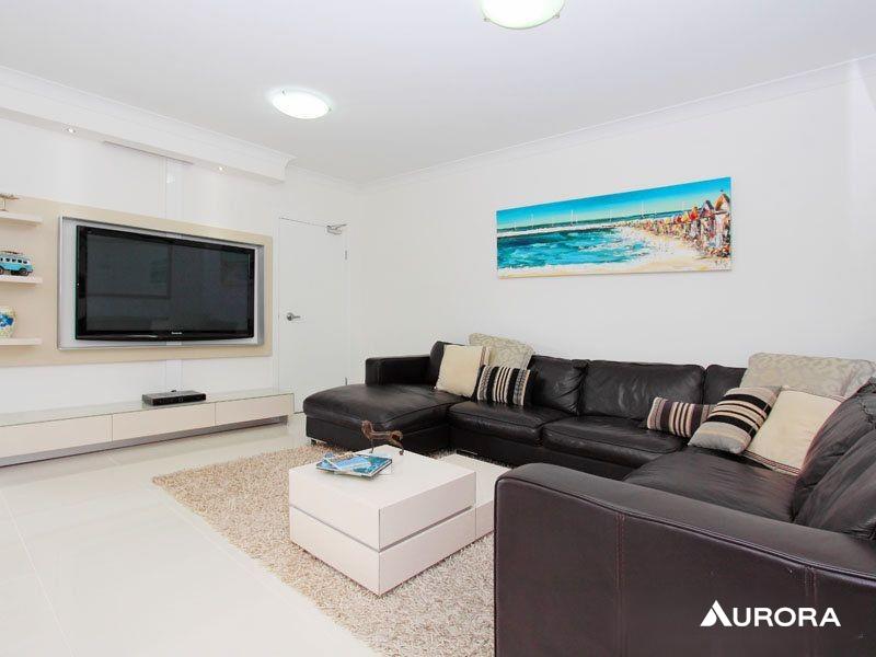6/88 Kent Street, Hamilton Leased by Aurora Property - image 5