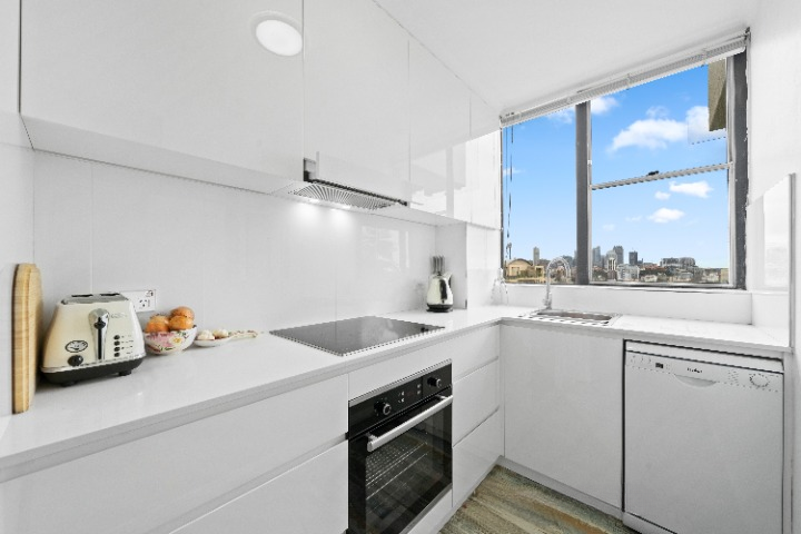 6b/3-17 Darling Point Road, Darling Point For Lease by Sydney Sotheby's International Realty - image 2