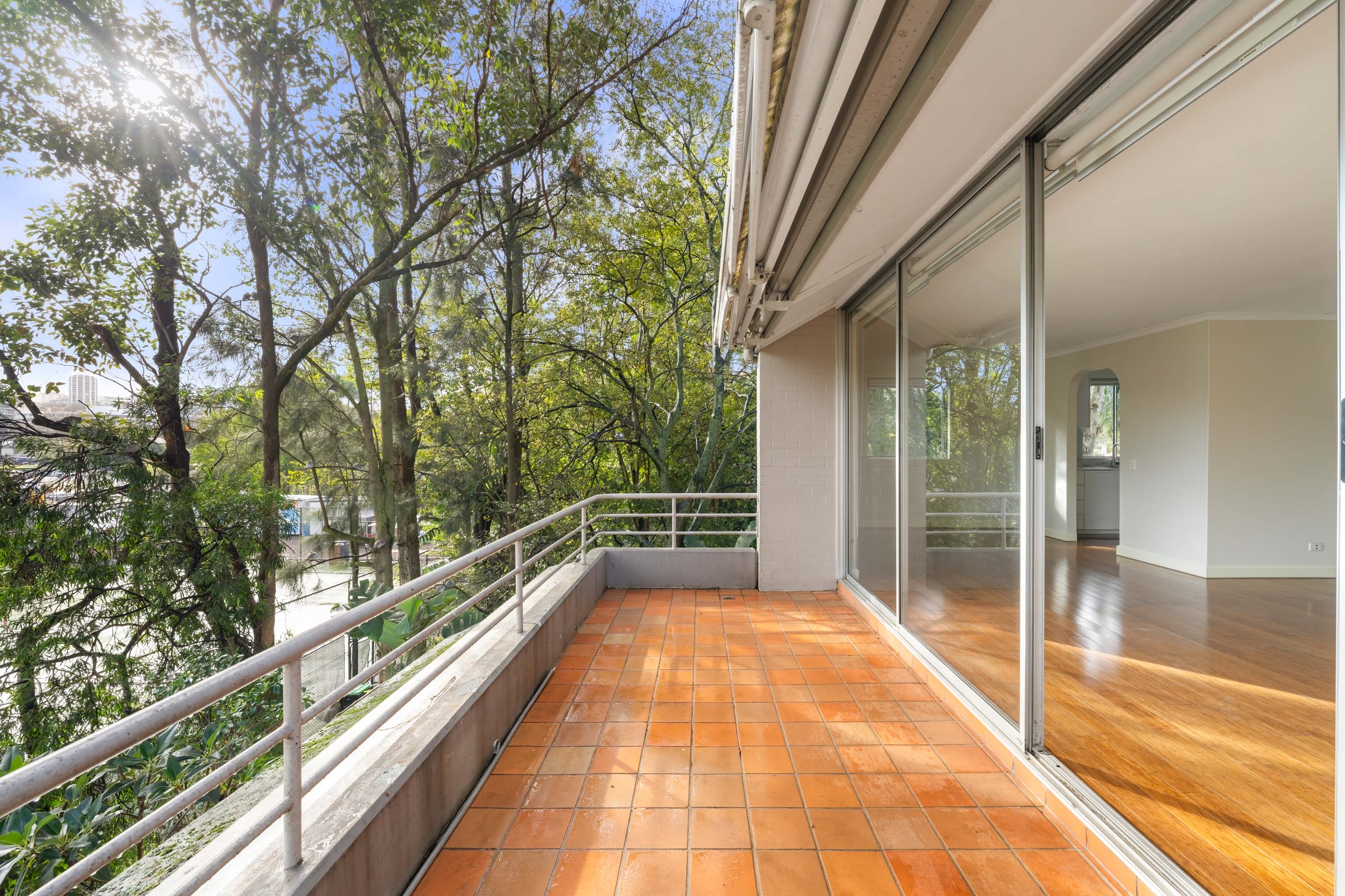 48/400 Glenmore Road, Paddington For Lease by Sydney Sotheby's International Realty - image 3