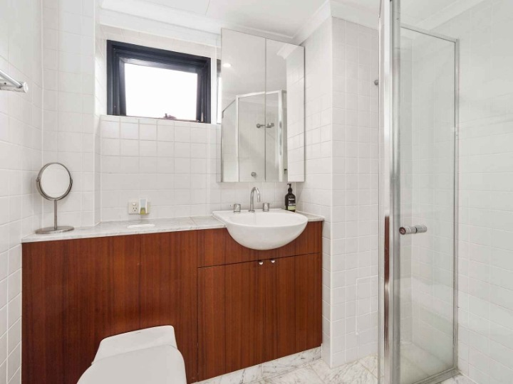 8/107 Darling Point Road, Darling Point For Lease by Sydney Sotheby's International Realty - image 5