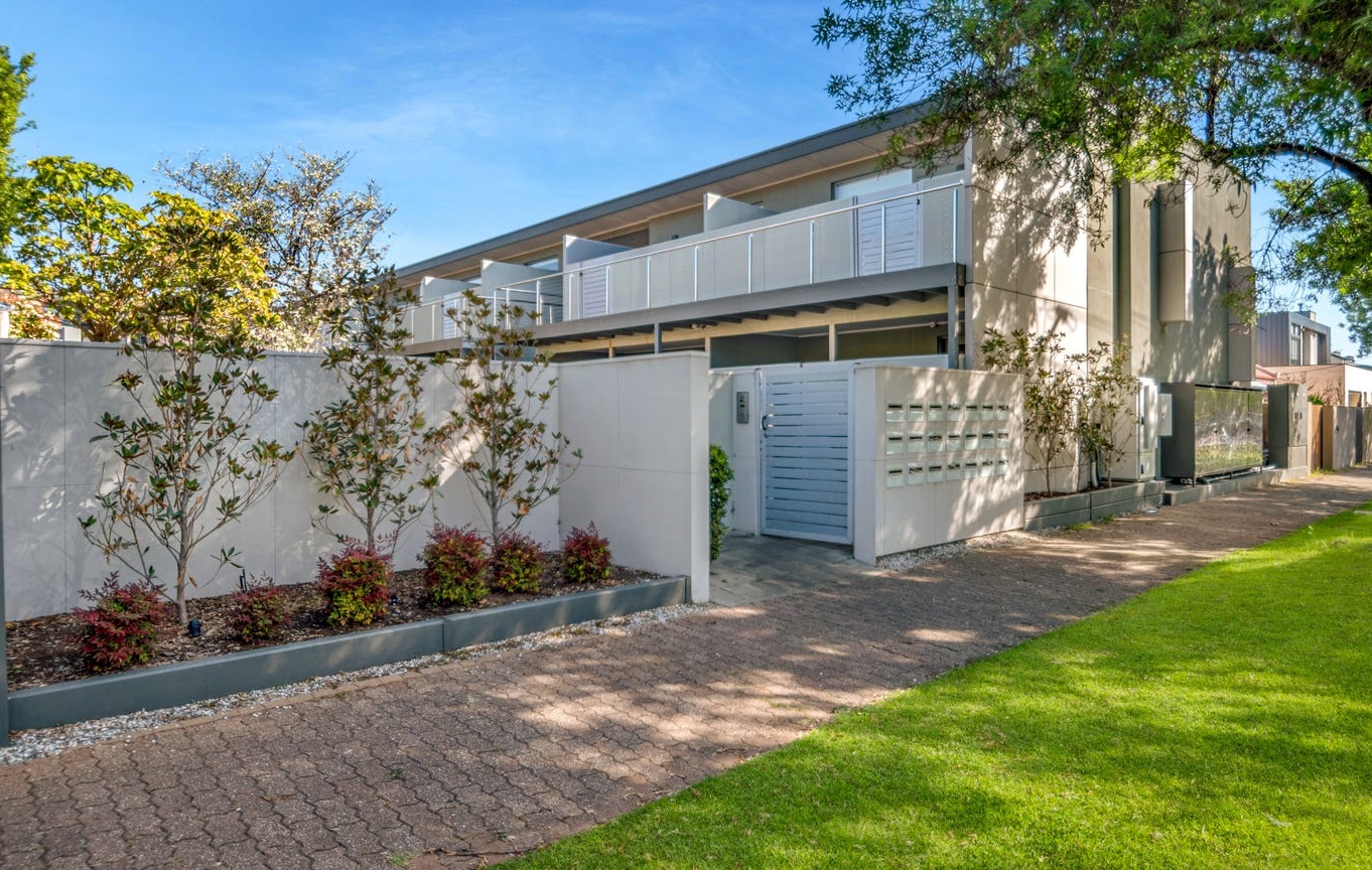 Rental properties & online application form