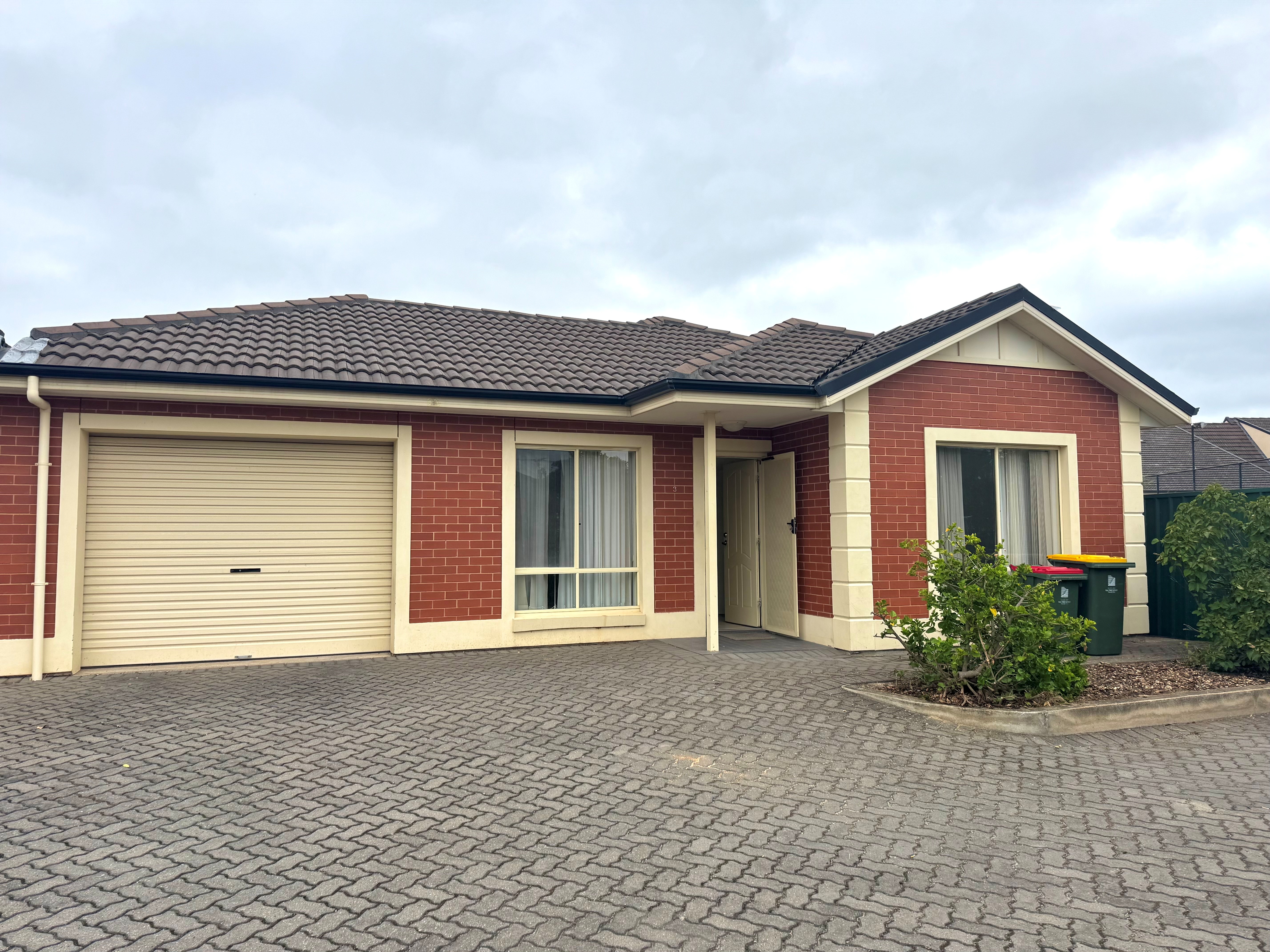 Rental properties & online application form