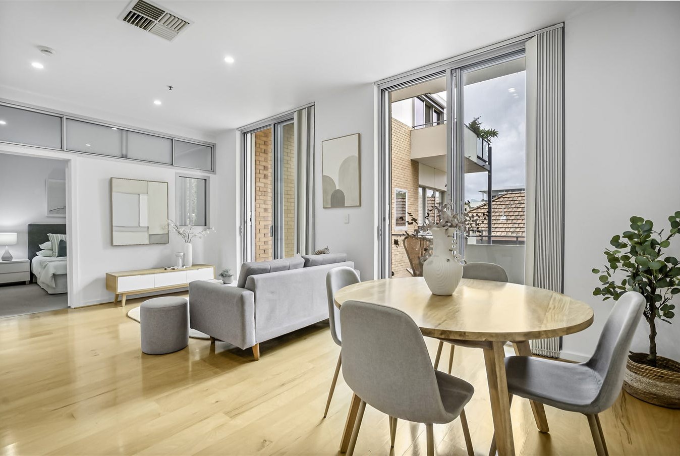 Rental properties & online application form