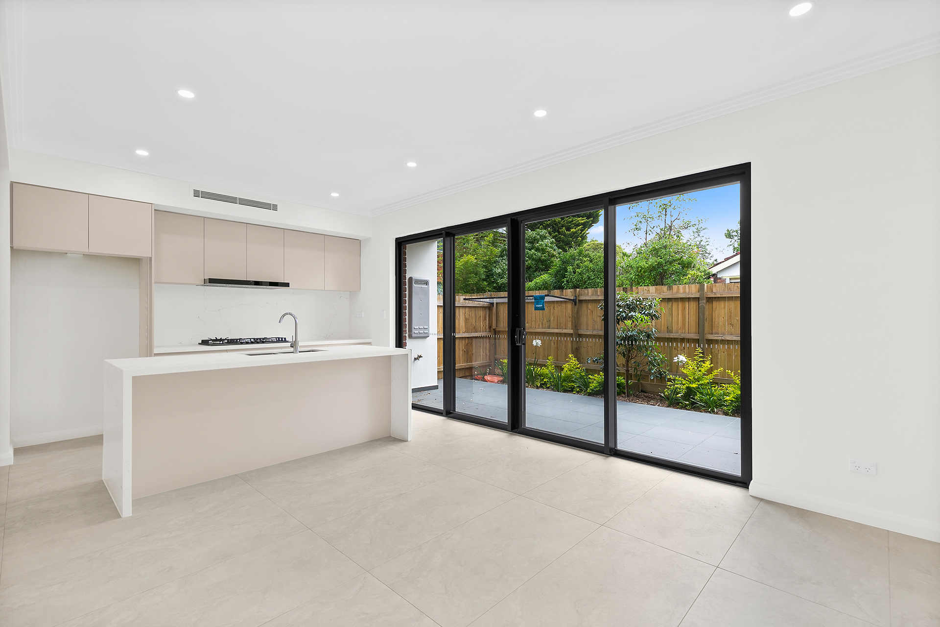 Rental properties & online application form