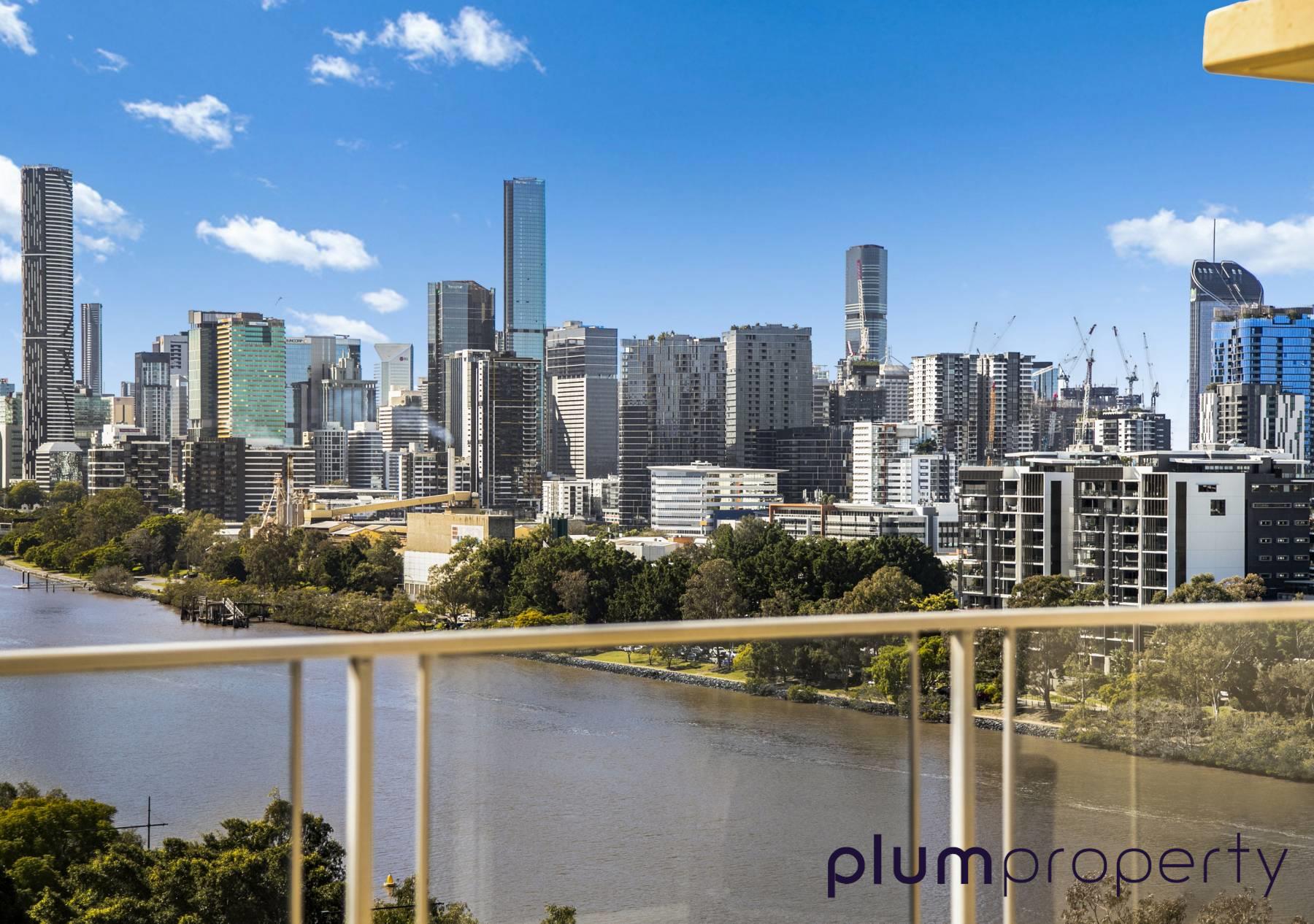Property Manager in Brisbane Buying & Selling Plum Property
