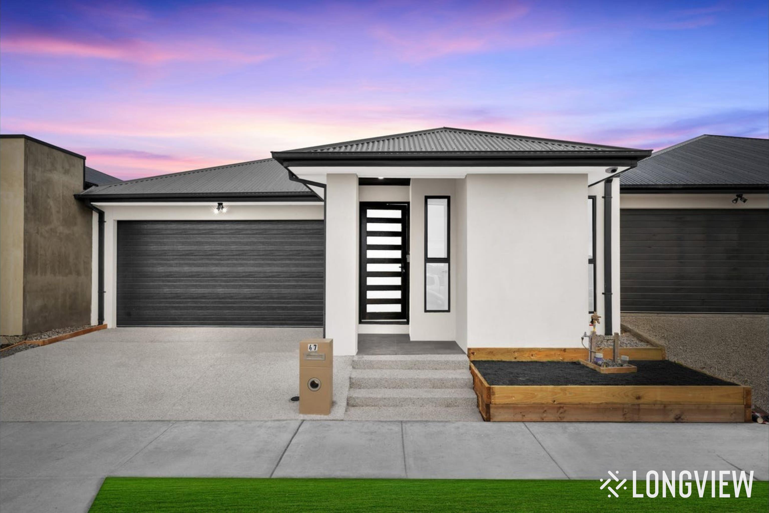 Pulchella Crescent