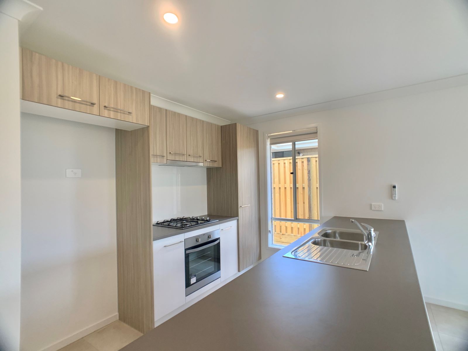 8 Nectar Circuit, REDBANK PLAINS