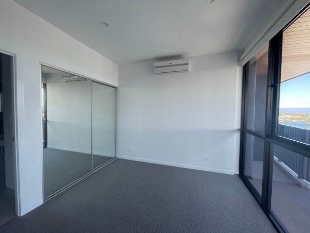 406/266 Stanhill Drive, Chevron Island