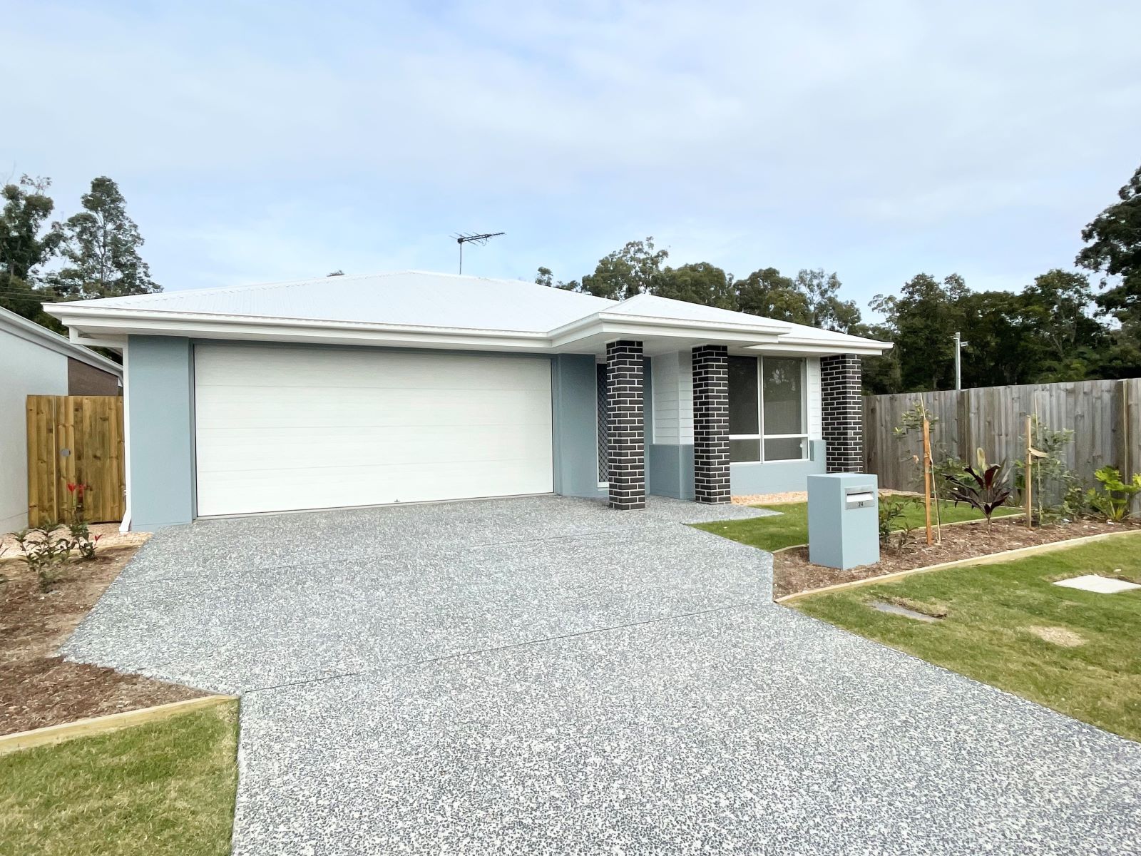 24 Seidler Street, LOGAN RESERVE