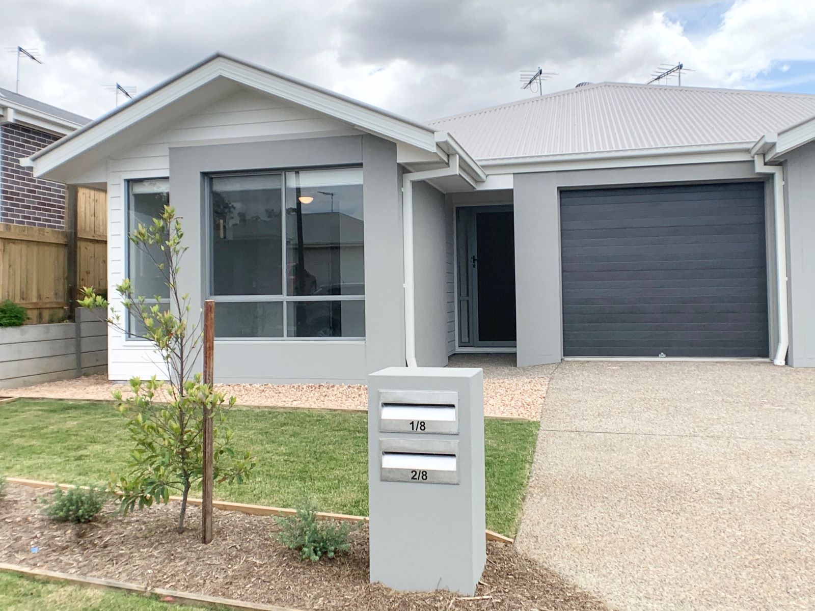 1/8 Sapphire Street, PARK RIDGE