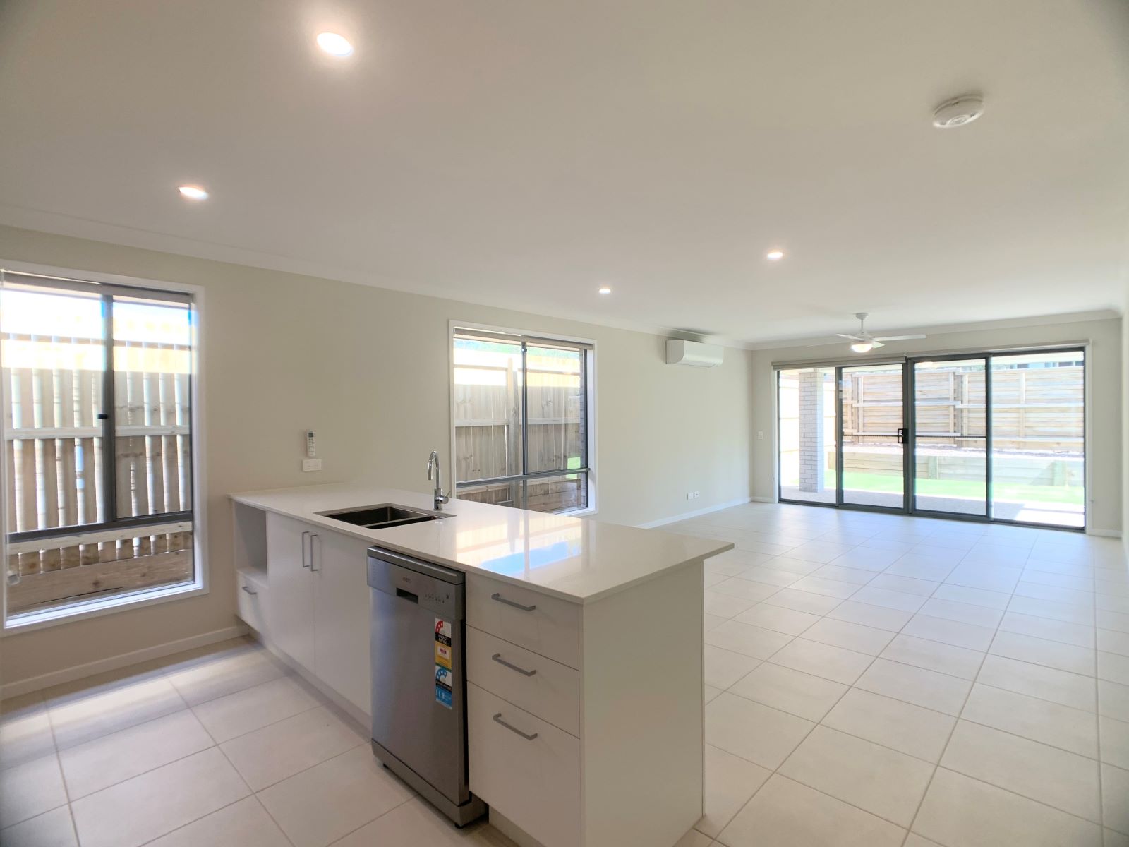 16 Seidler Street, LOGAN RESERVE