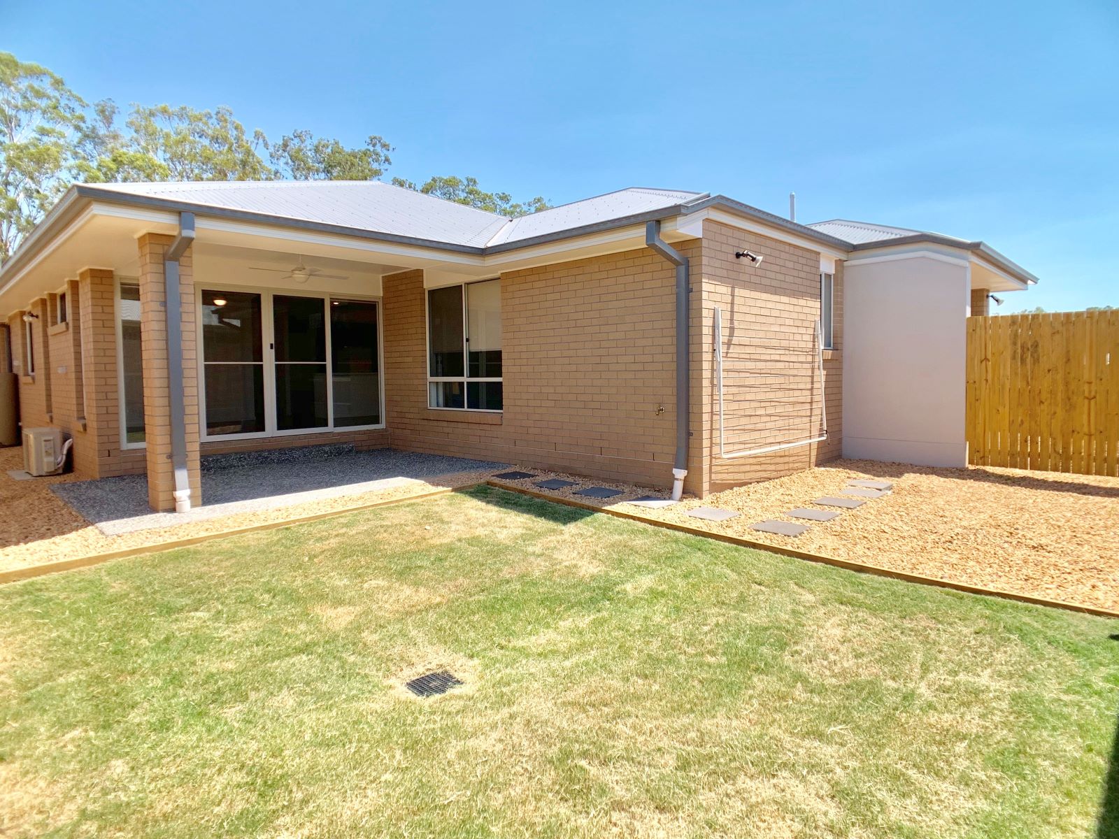 1/33 Venice Crescent, REDBANK