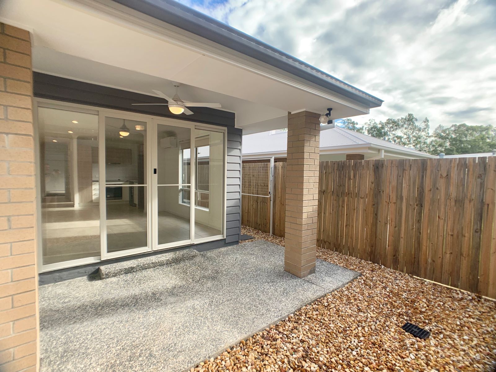 2/49 Venice Crescent, REDBANK