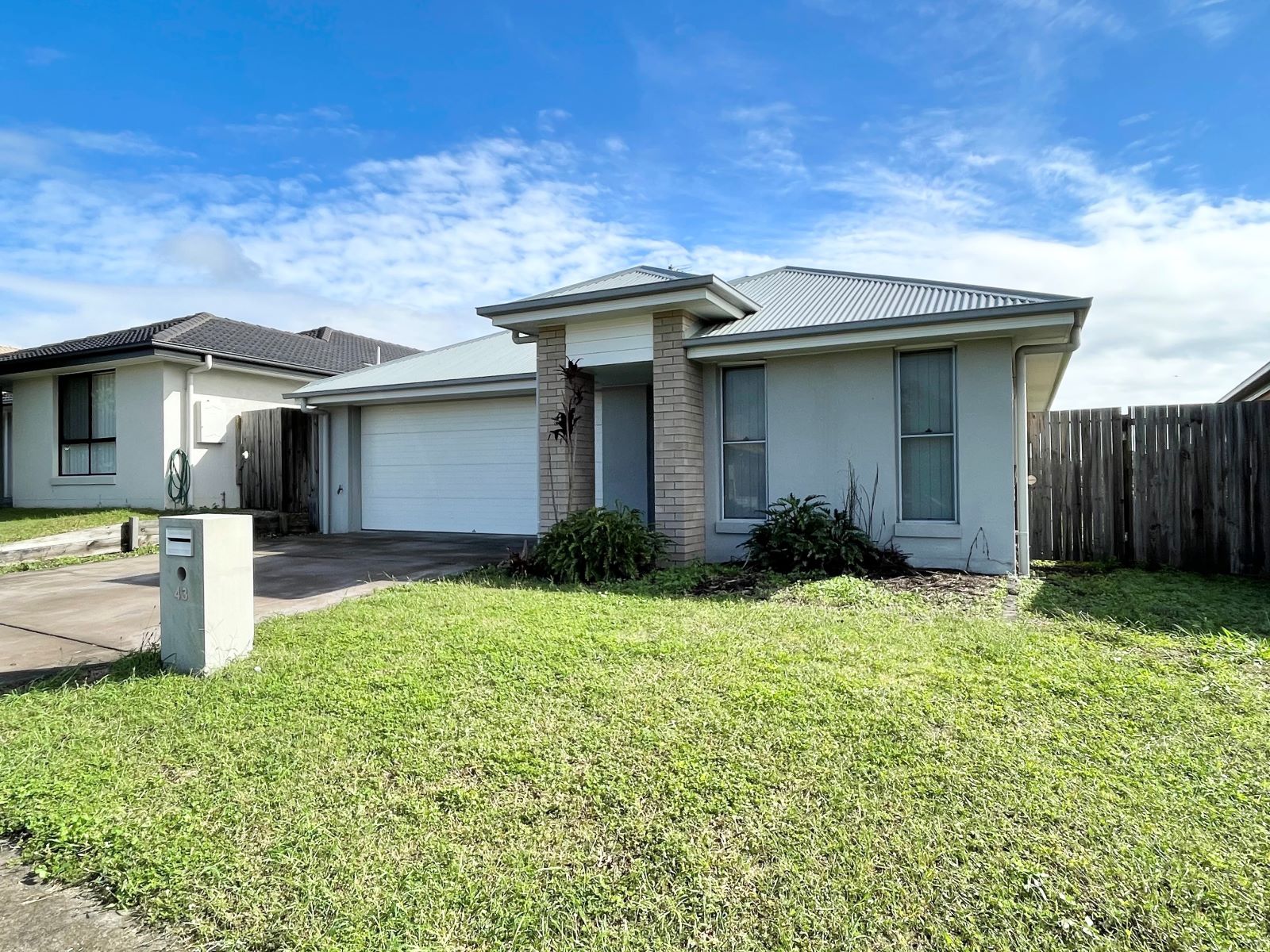 43 Valentine Circuit, AUGUSTINE HEIGHTS