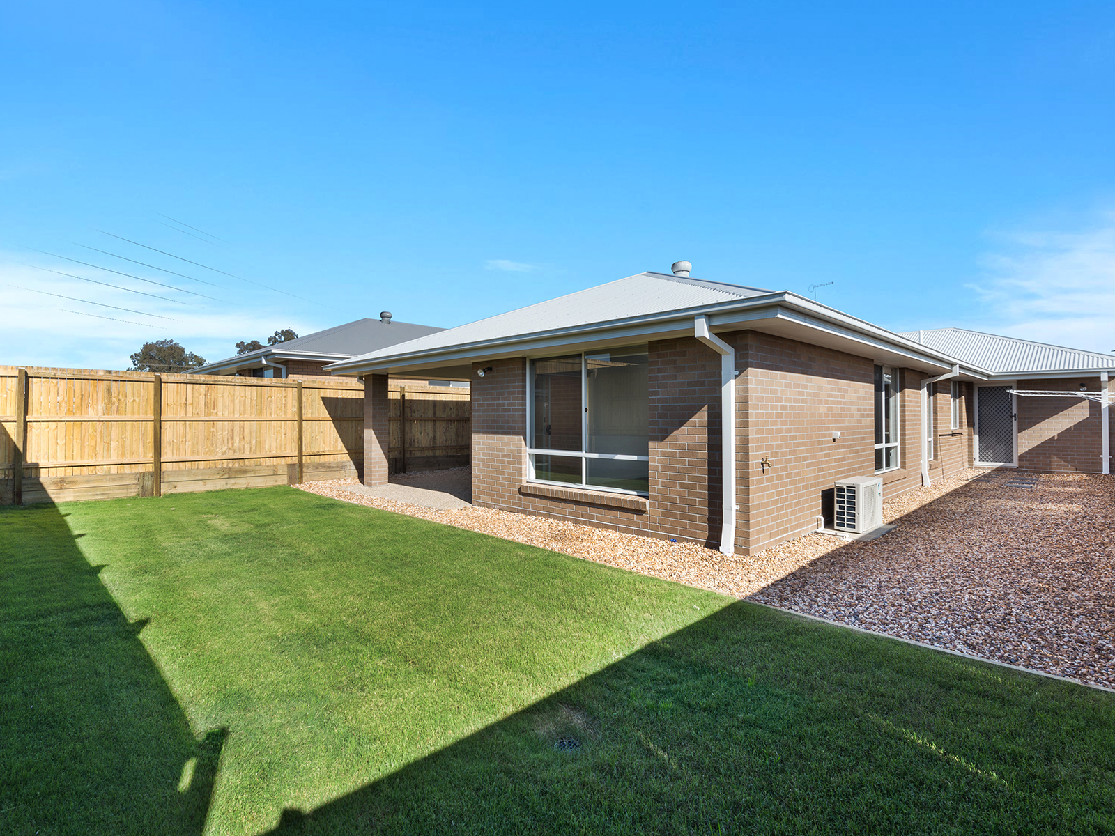 8 Venice Crescent, Redbank