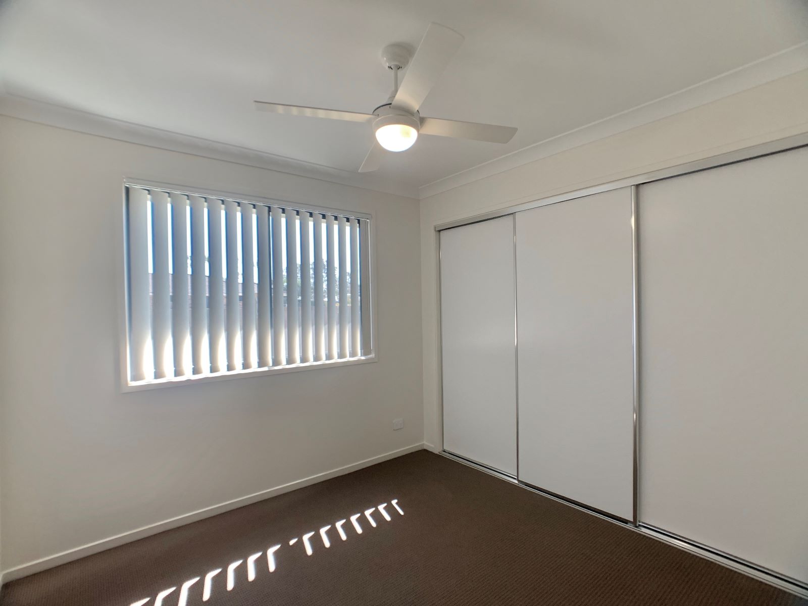 1/56 Livingstone Street, LOGAN RESERVE