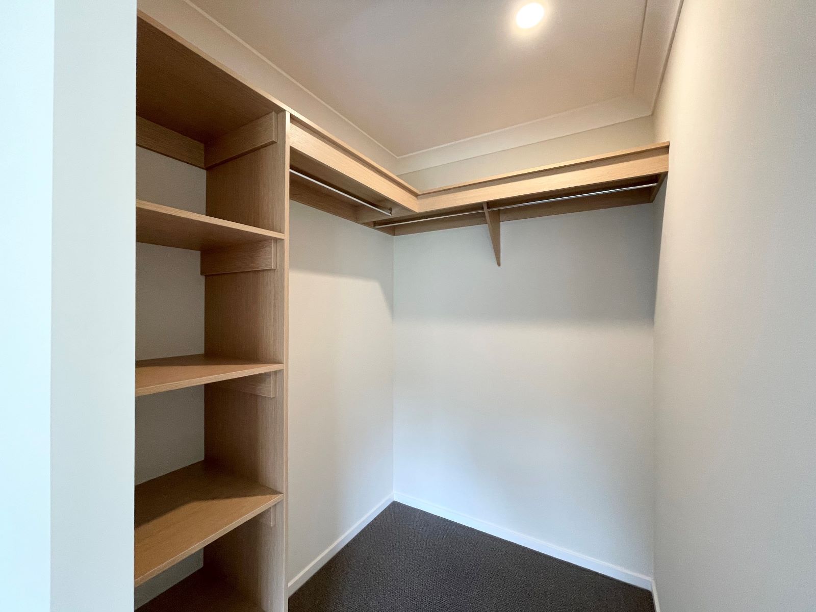 28 Riverlily Crescent, BELLBIRD PARK