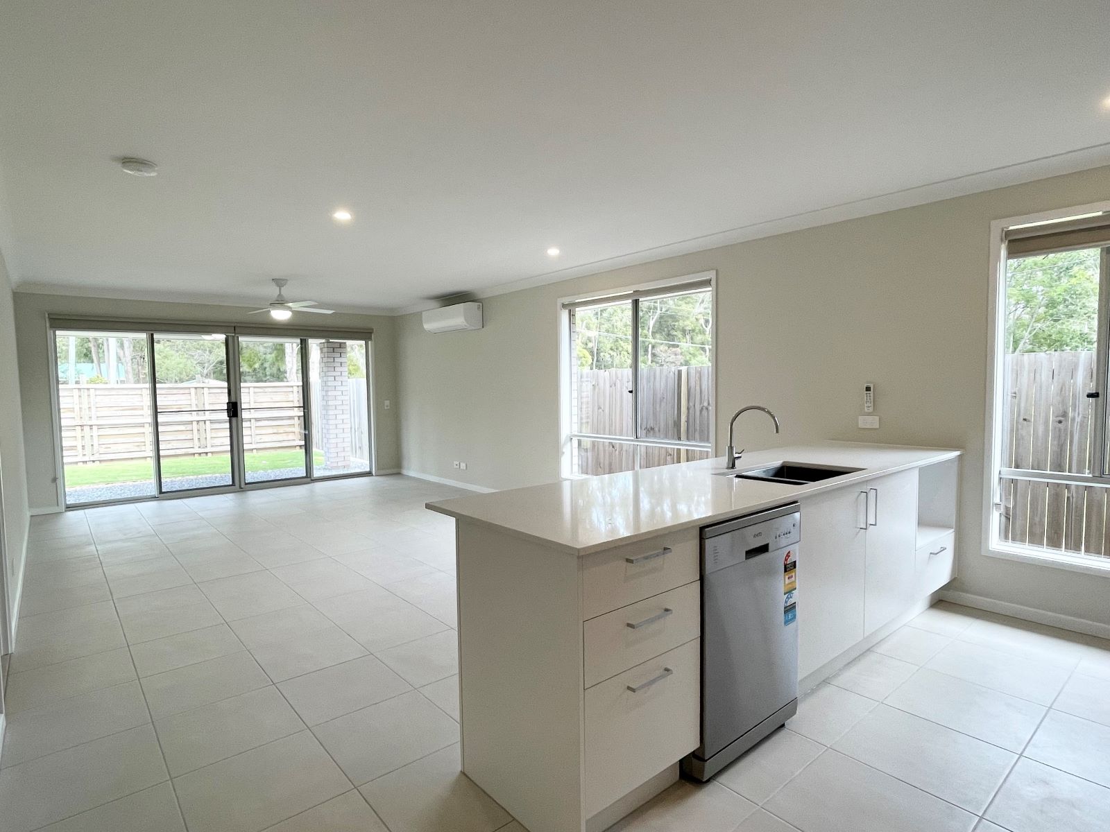 24 Seidler Street, LOGAN RESERVE