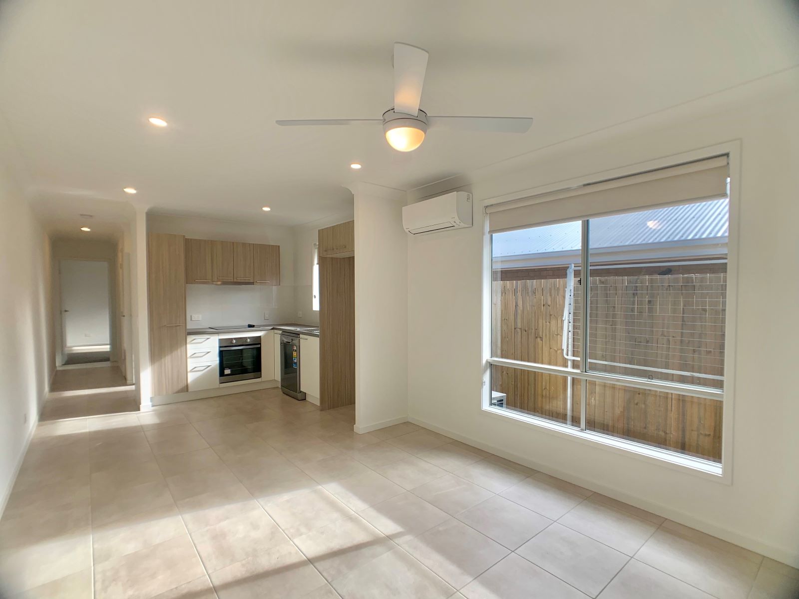 2/49 Venice Crescent, REDBANK
