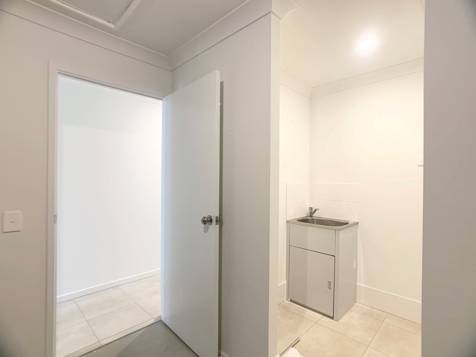 1/8 Sapphire Street, PARK RIDGE