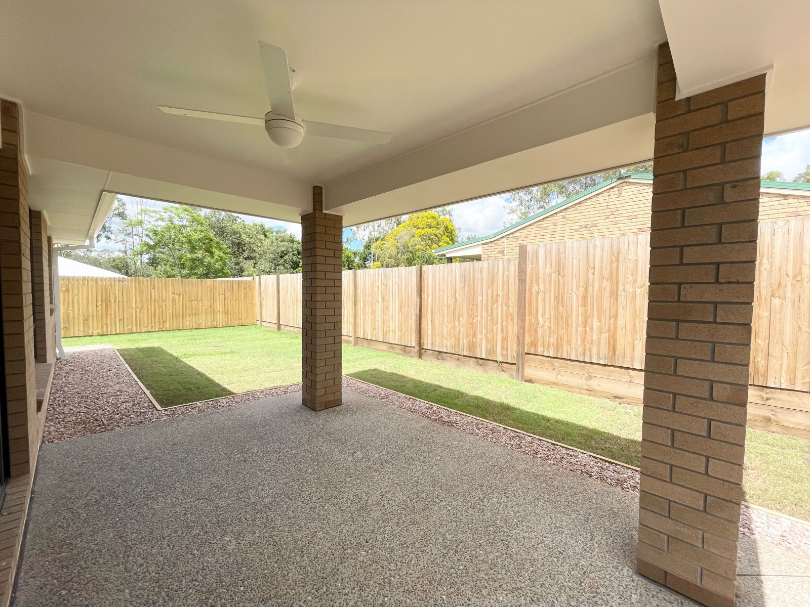 28 Riverlily Crescent, BELLBIRD PARK