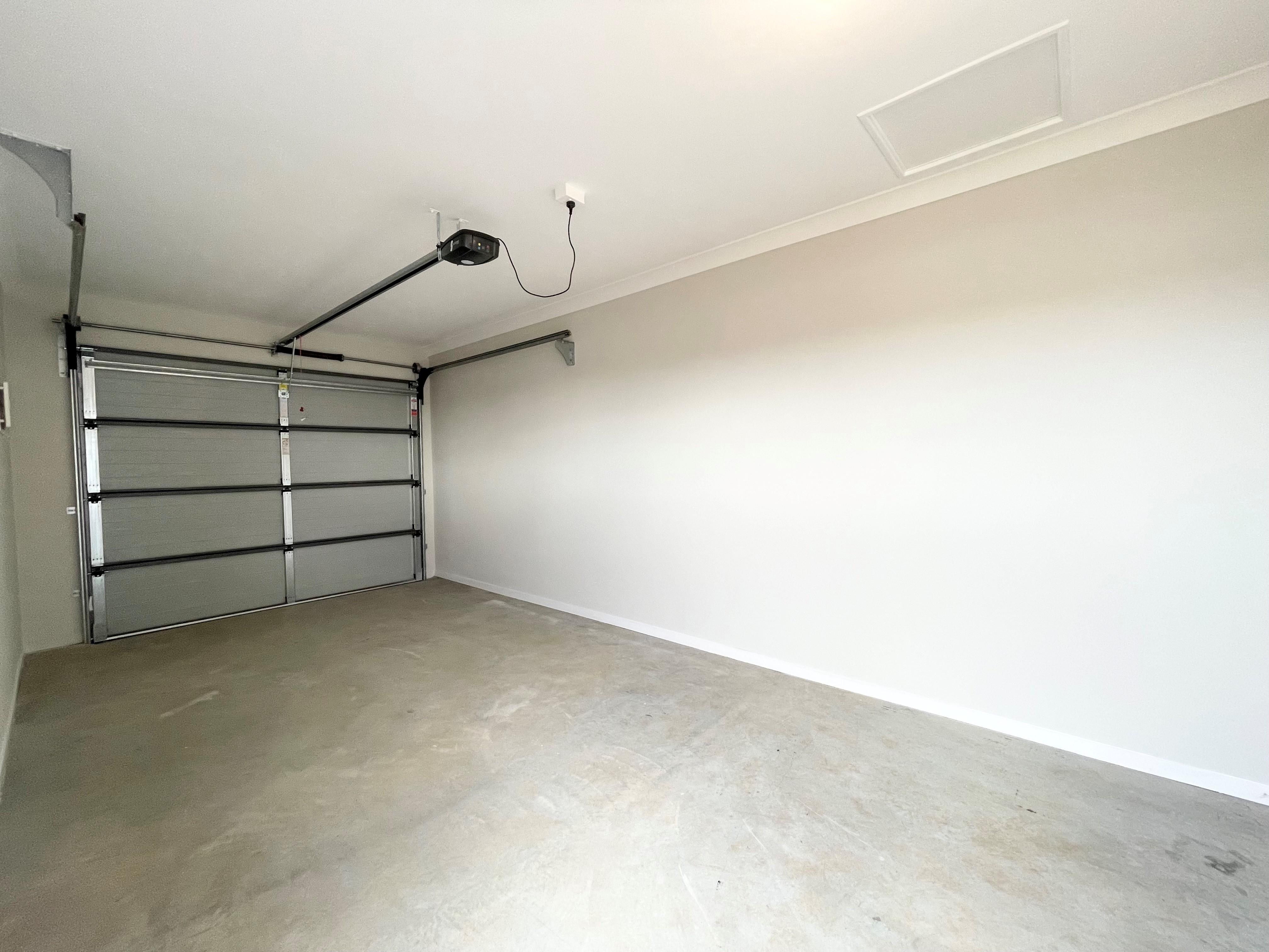 2/25 Gem Circuit, PARK RIDGE