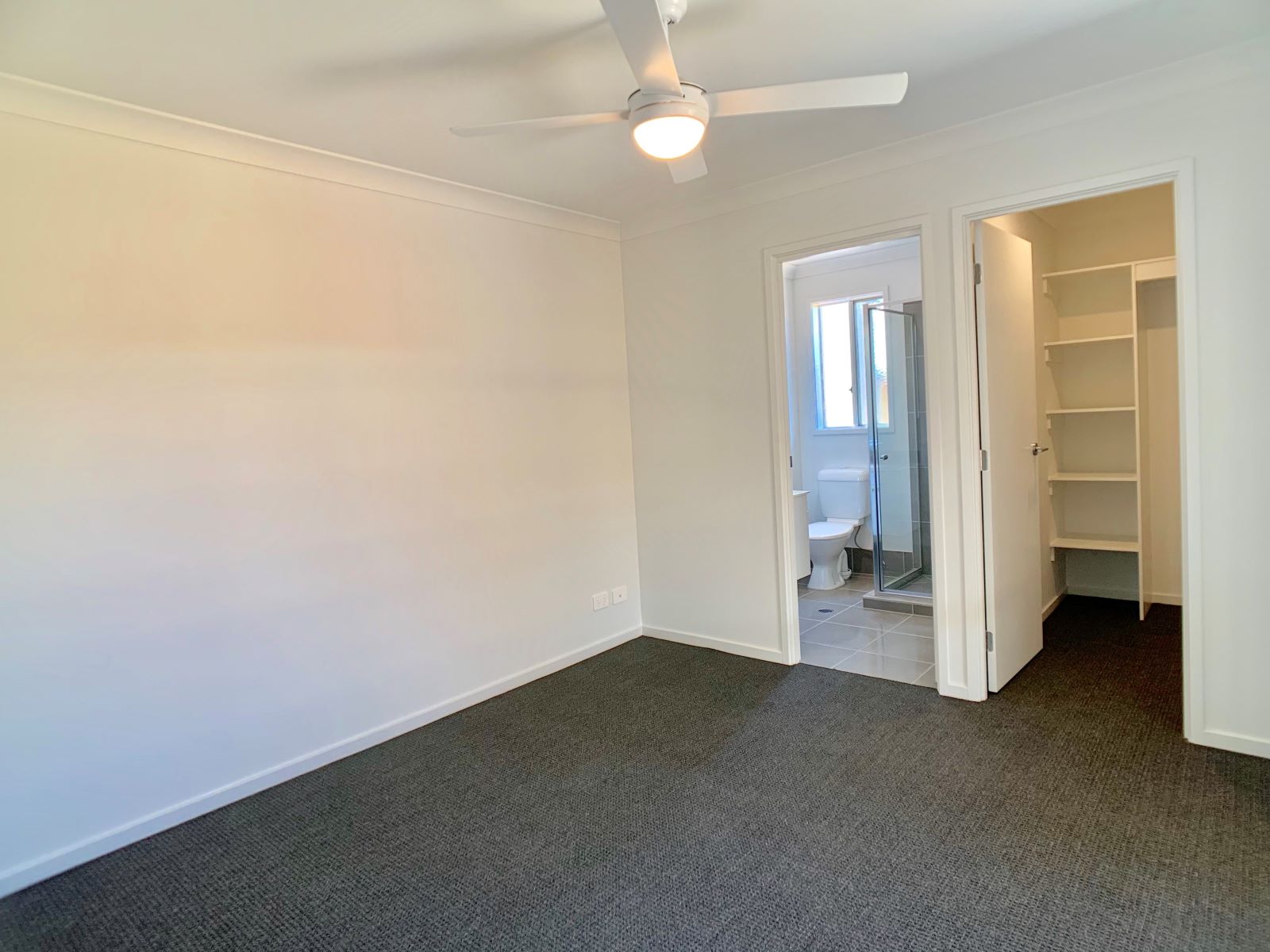 1/33 Venice Crescent, REDBANK