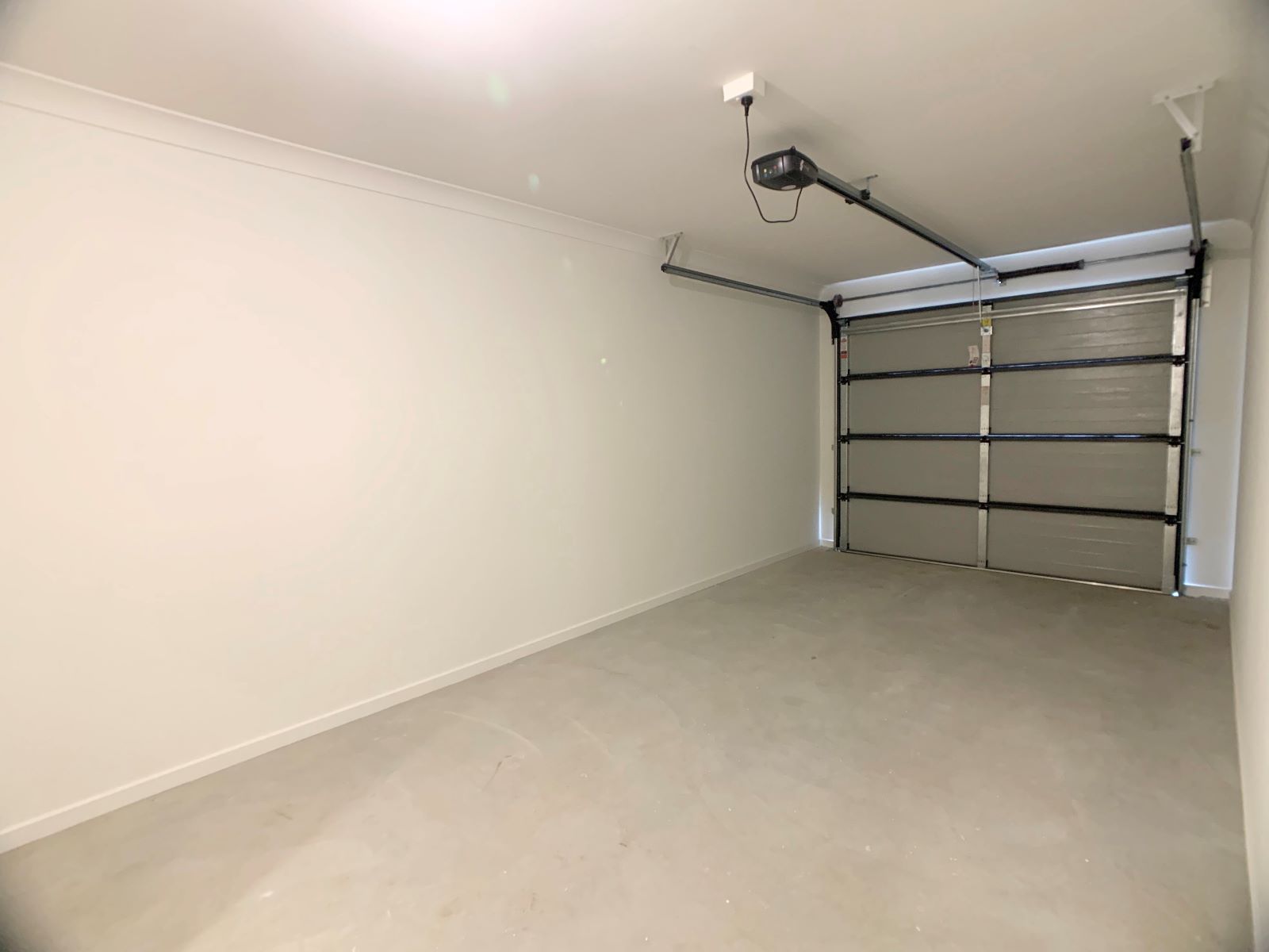 1/8 Sapphire Street, PARK RIDGE