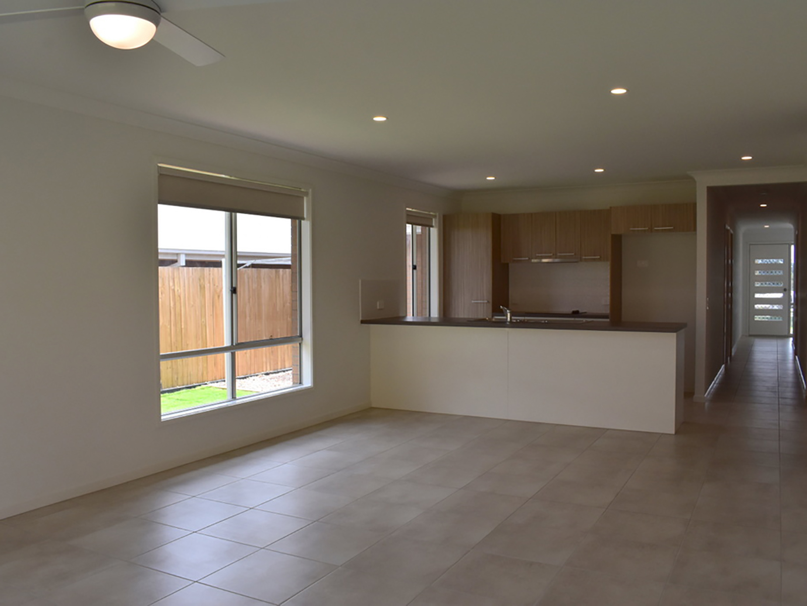 3 White Rock Drive, REDBANK PLAINS