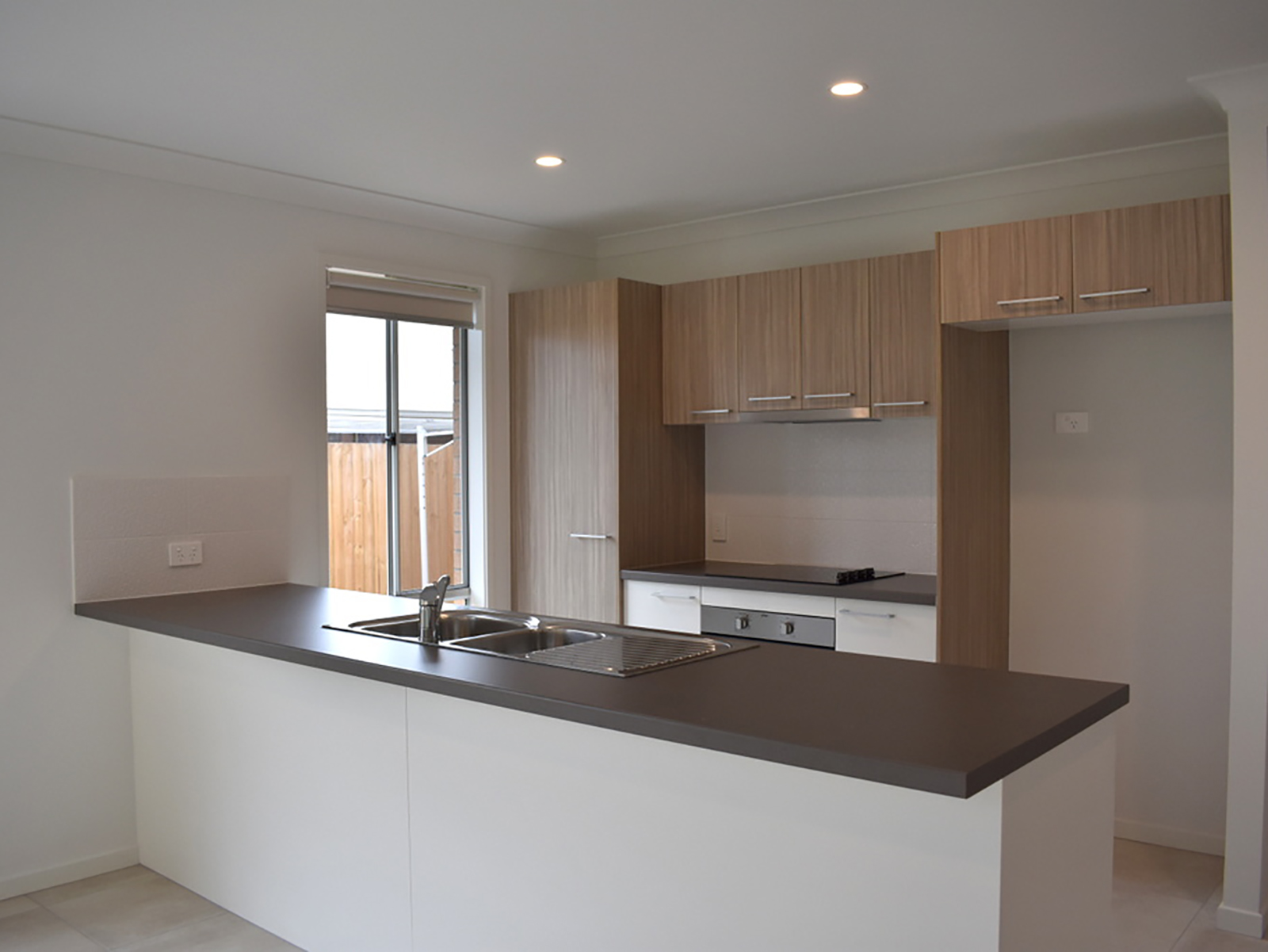 3 White Rock Drive, REDBANK PLAINS