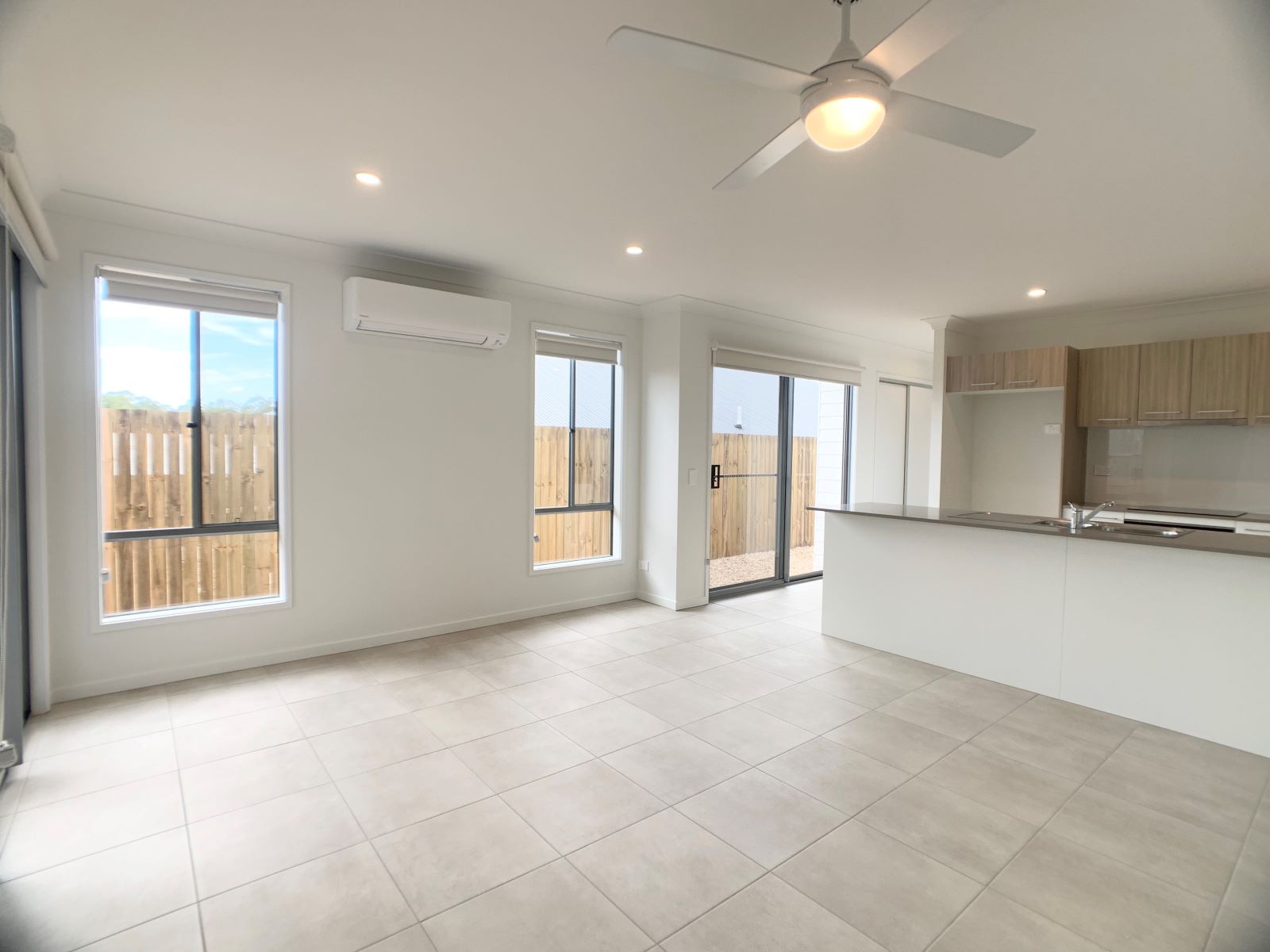2/8 Sapphire Street, PARK RIDGE
