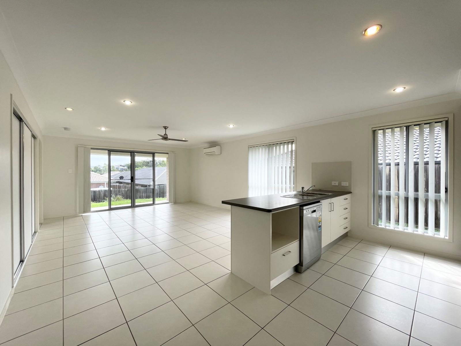 43 Valentine Circuit, AUGUSTINE HEIGHTS