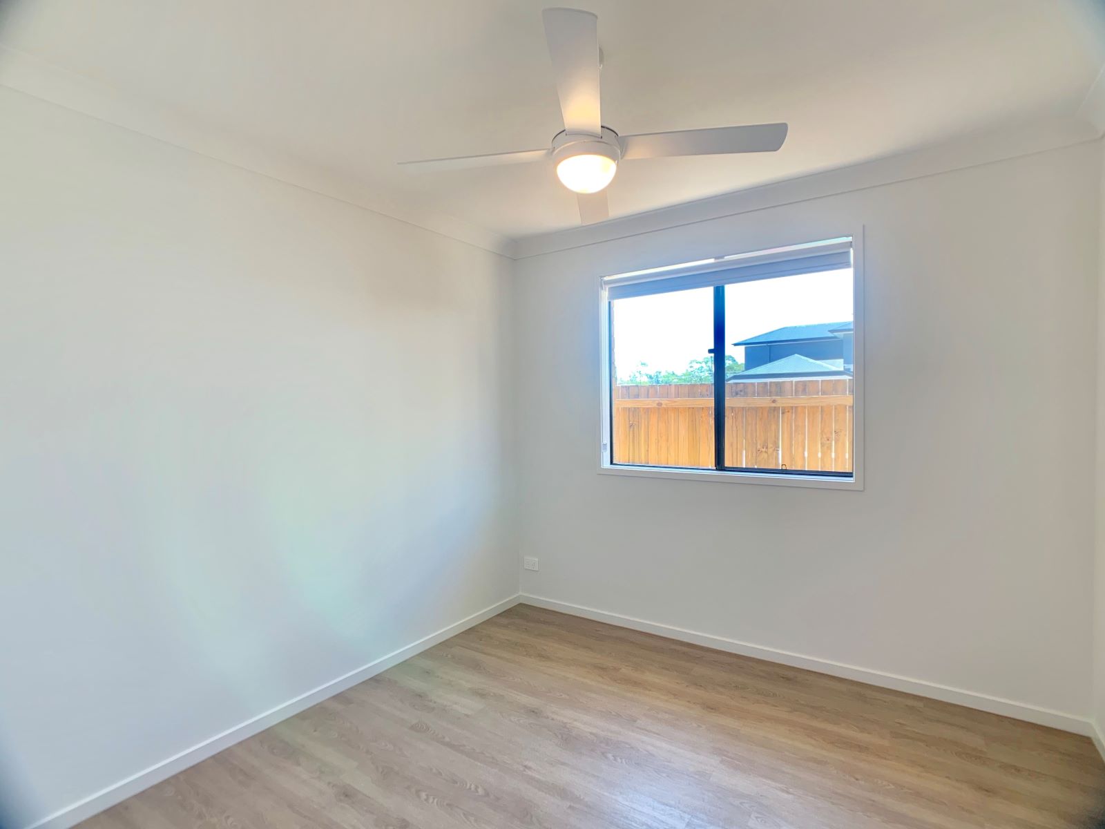 33 Viewland Crescent, THORNLANDS