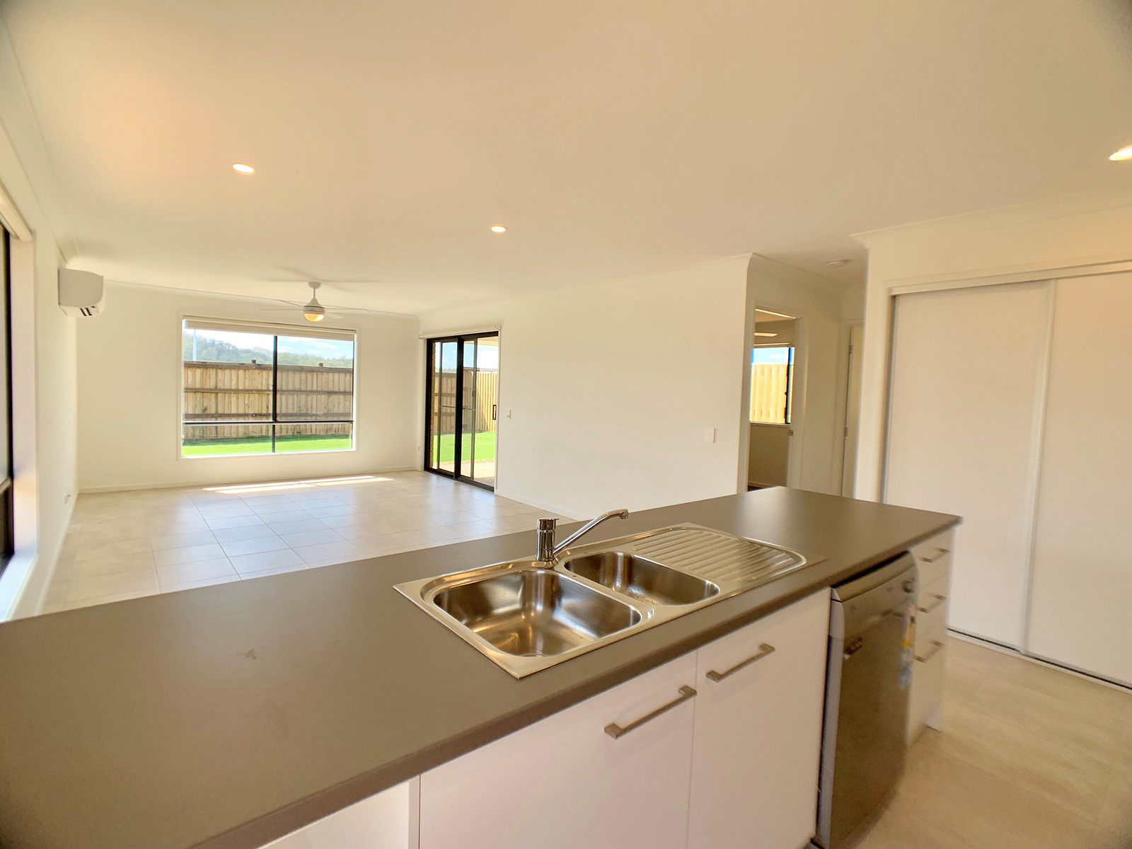 48 Cotton Crescent, REDBANK PLAINS