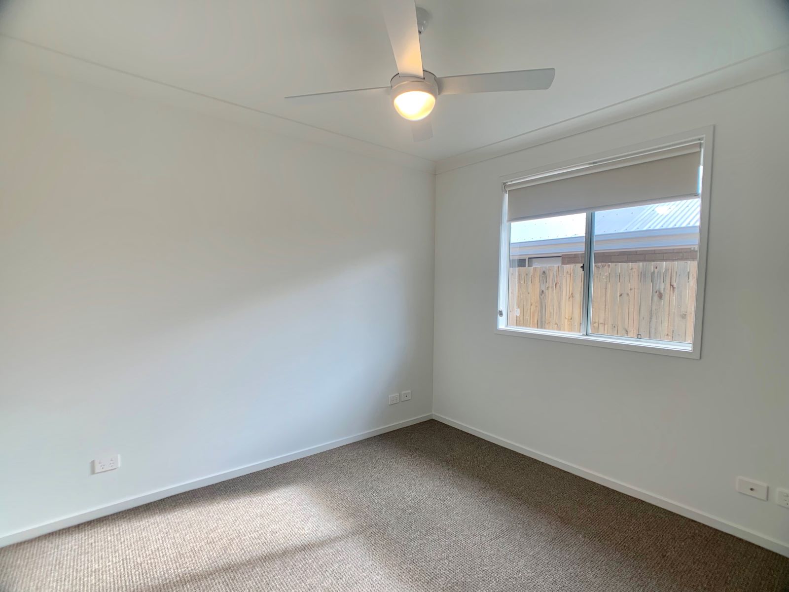 2/49 Venice Crescent, REDBANK