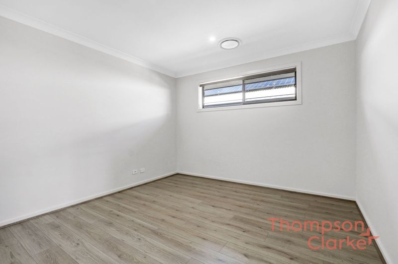 33 Jamieson Drive, North Rothbury - Thumbnail 6