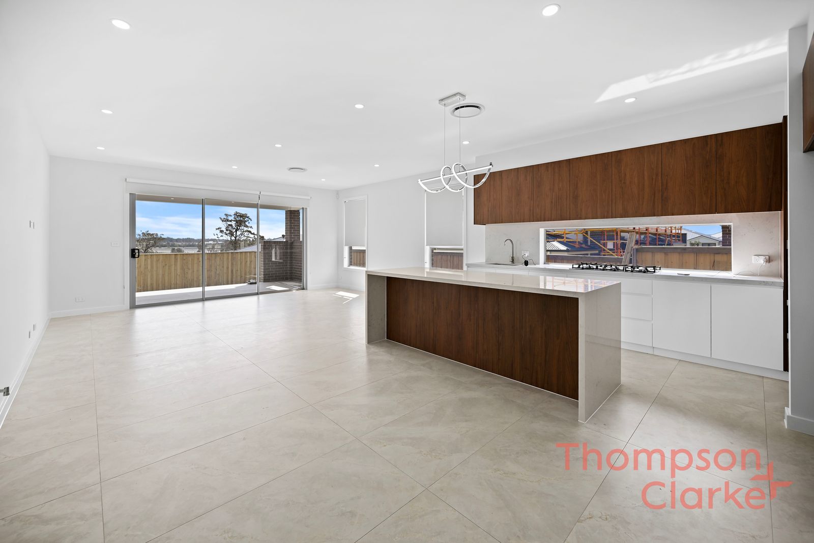 48 Malachite Street, Chisholm - Thumbnail 2
