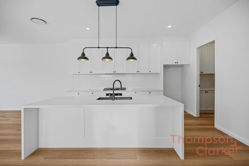 25 Caputar Way, Lochinvar - Thumbnail 4