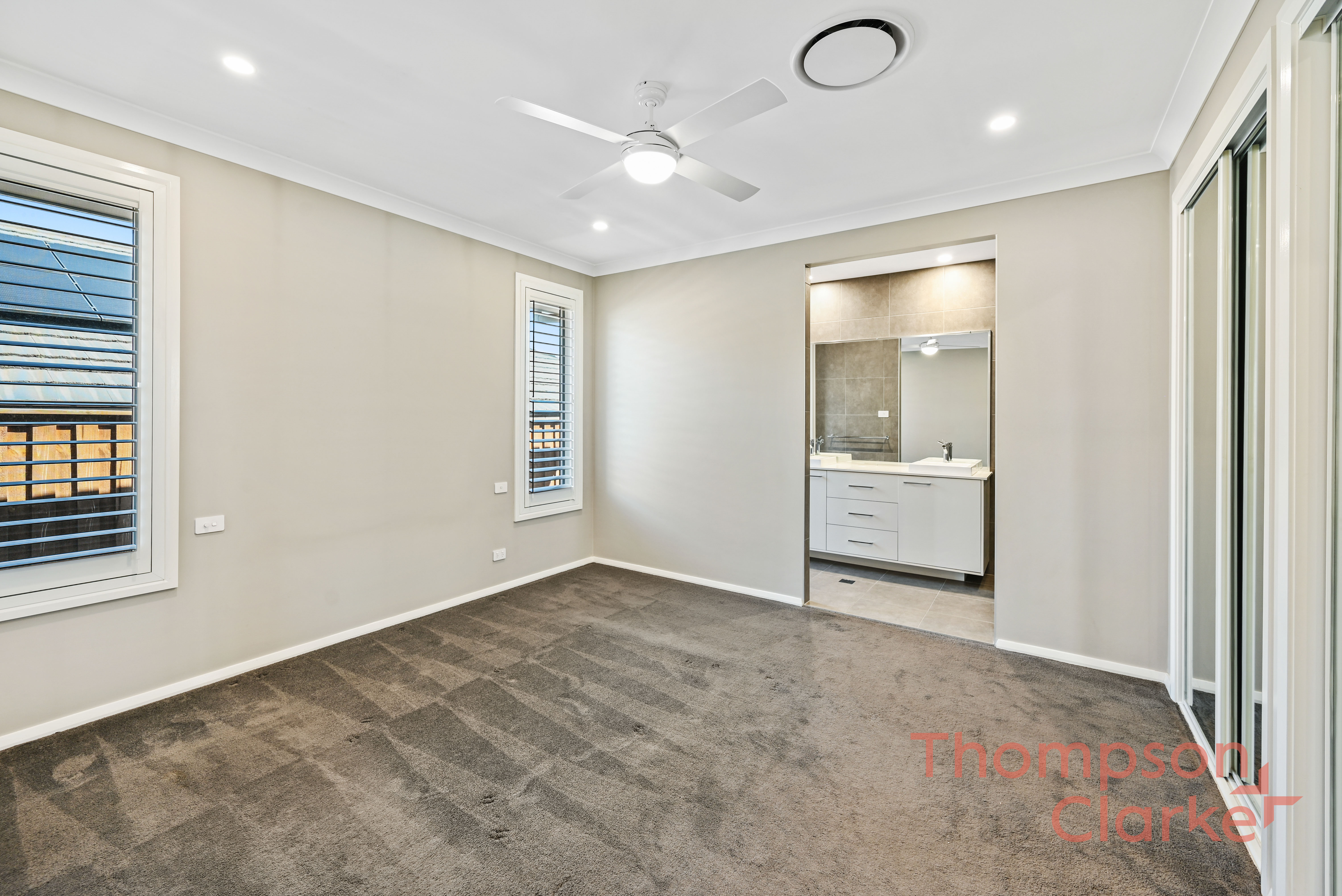 8 Angelica Road, Chisholm - Thumbnail 7