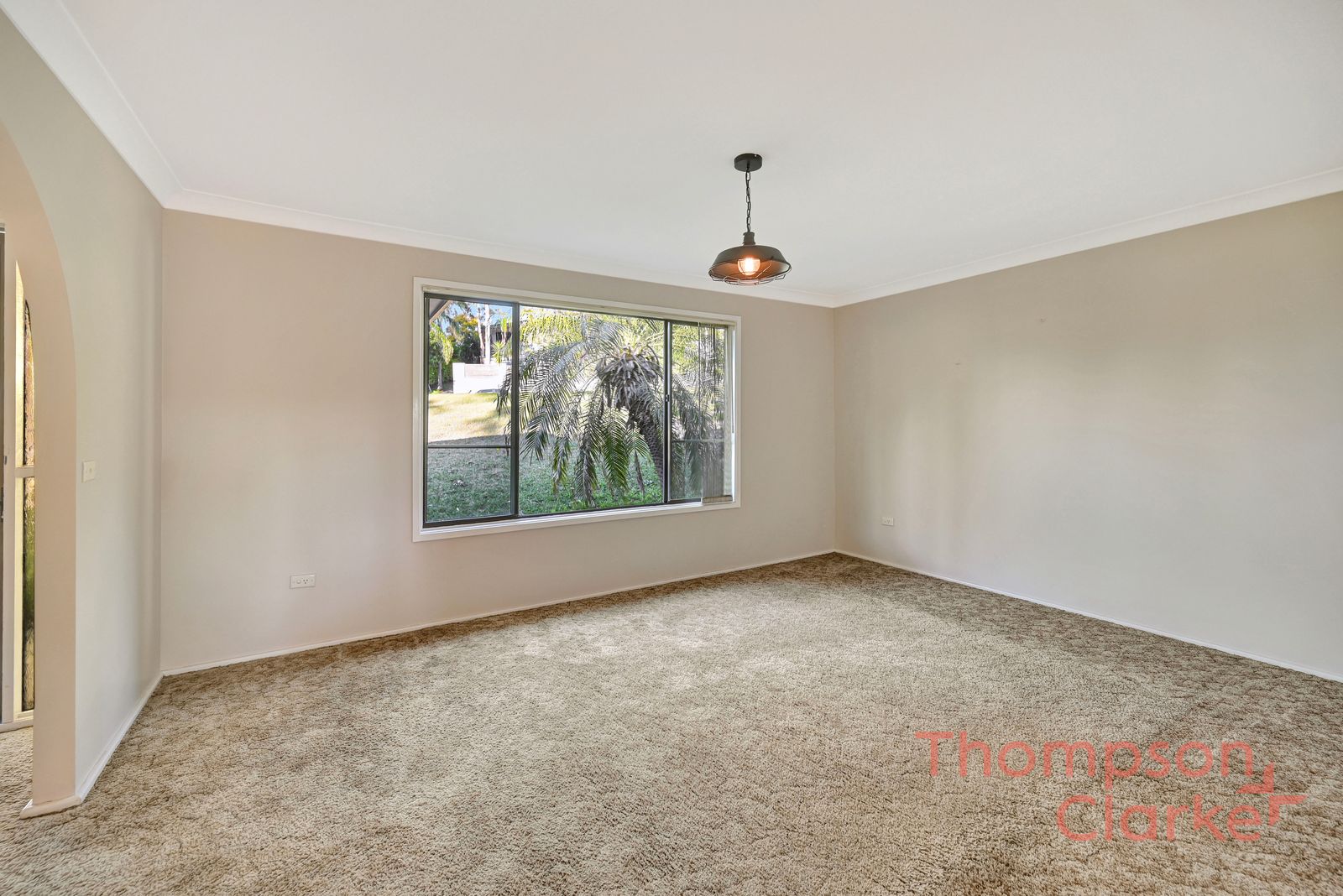 20 Logan Close, Macquarie Hills - Thumbnail 5