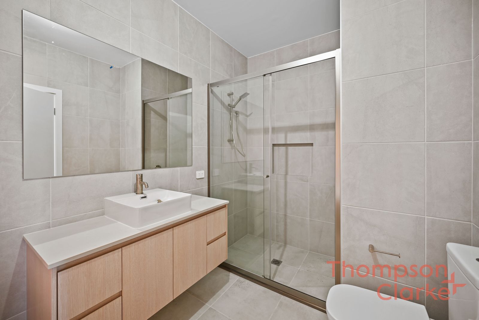 35 Silverwisp Road, Chisholm - Thumbnail 5