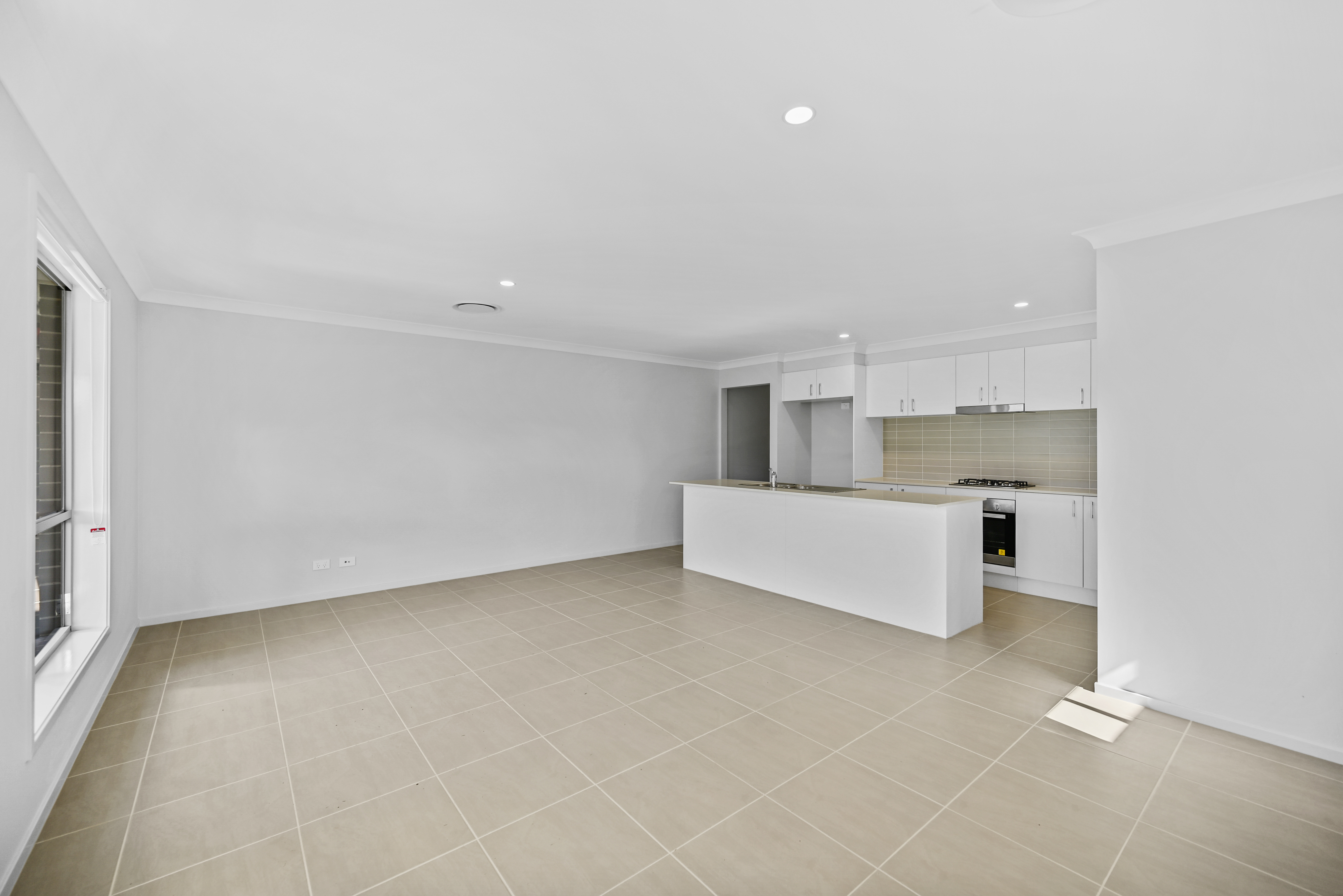 7a Violet Road, Hamlyn Terrace - Thumbnail 3