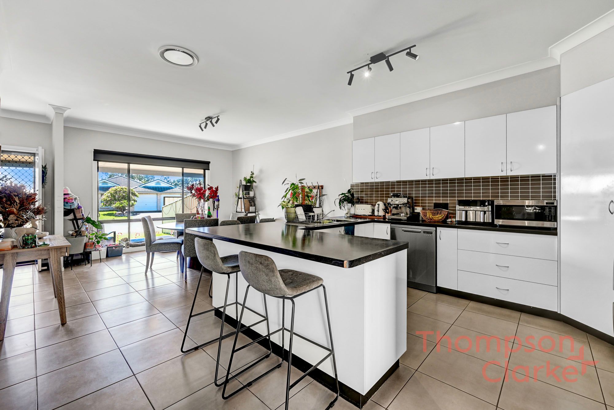 25 Hargreaves Circuit, Metford - Thumbnail 6