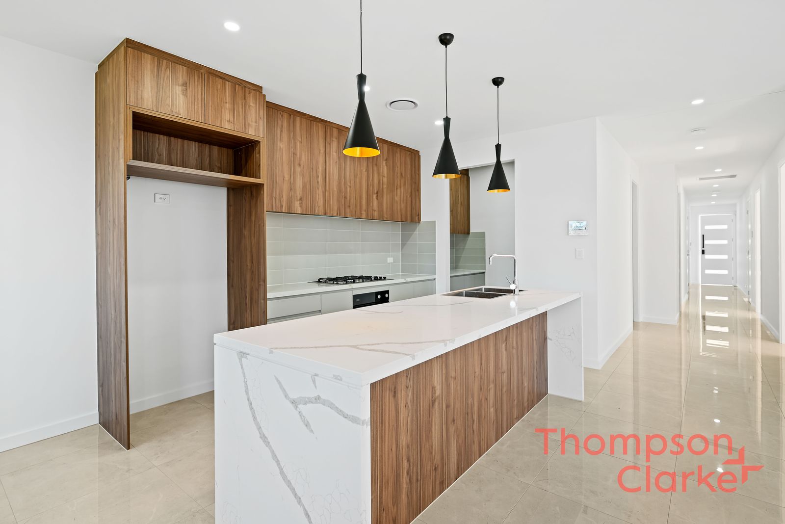 33 Rowcliff Circuit, Lochinvar - Thumbnail 8