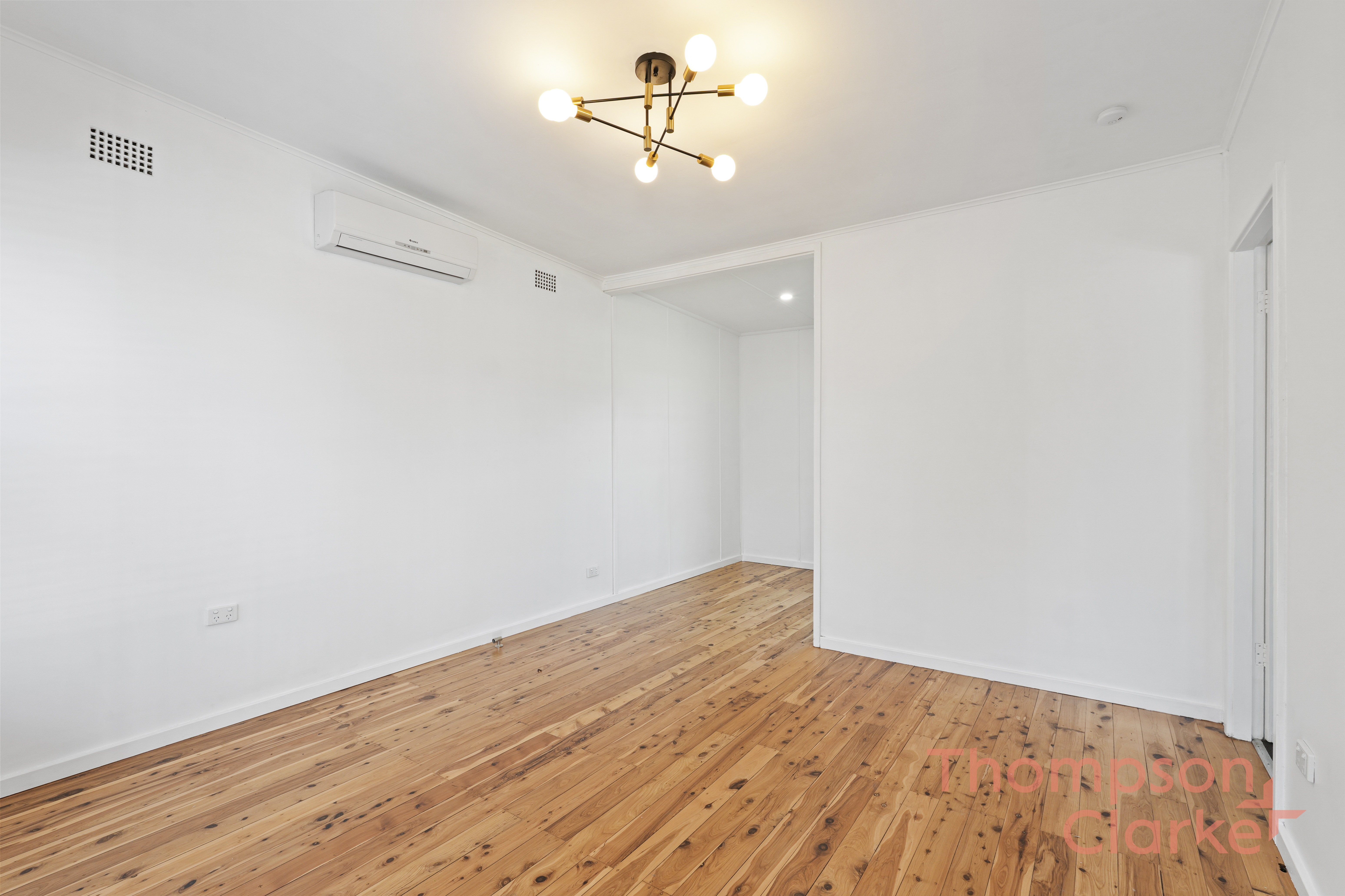 2A Field Avenue, Toronto - Thumbnail 3
