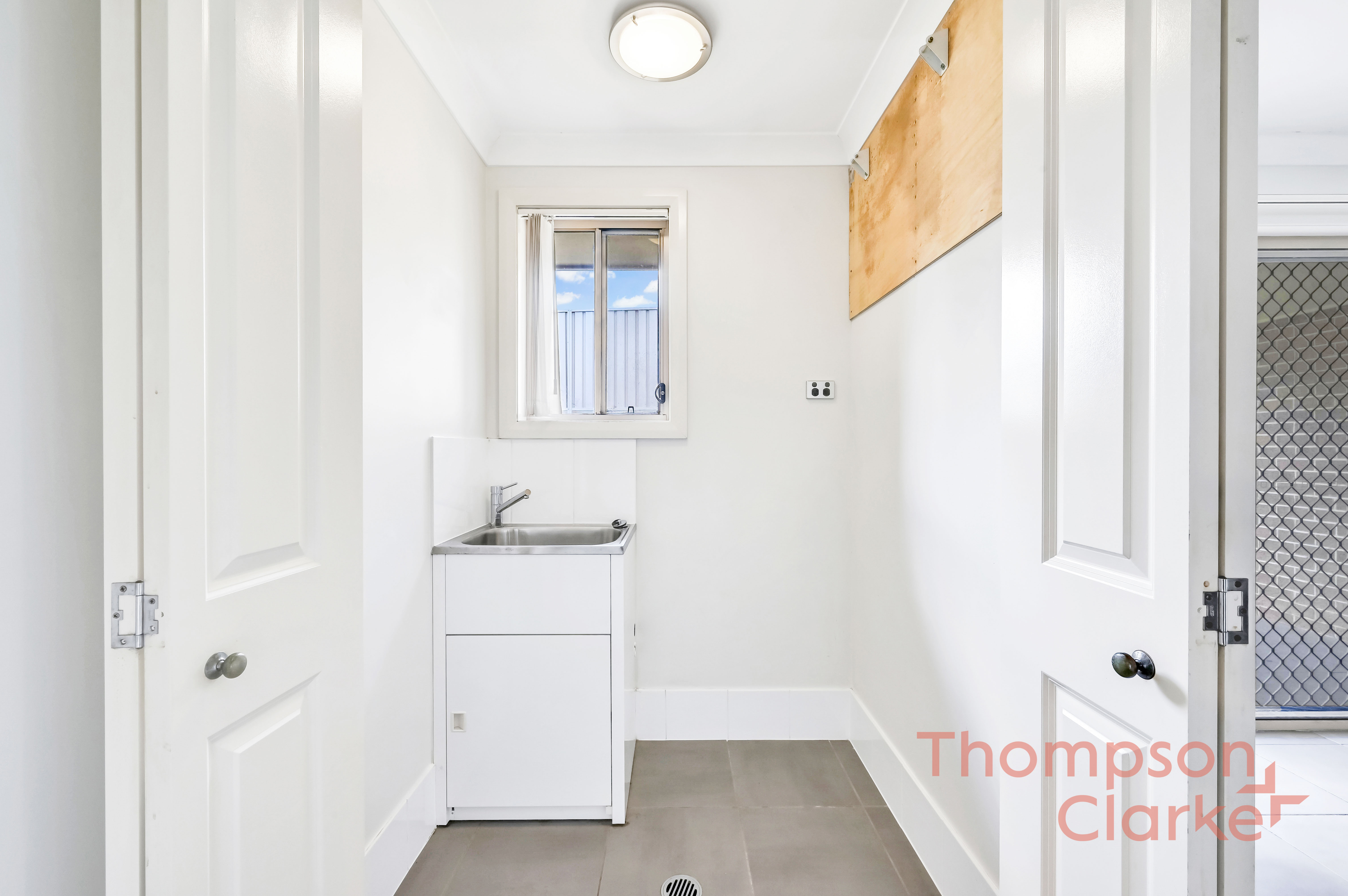 23 Carnarvon Cct, East Maitland - Thumbnail 5