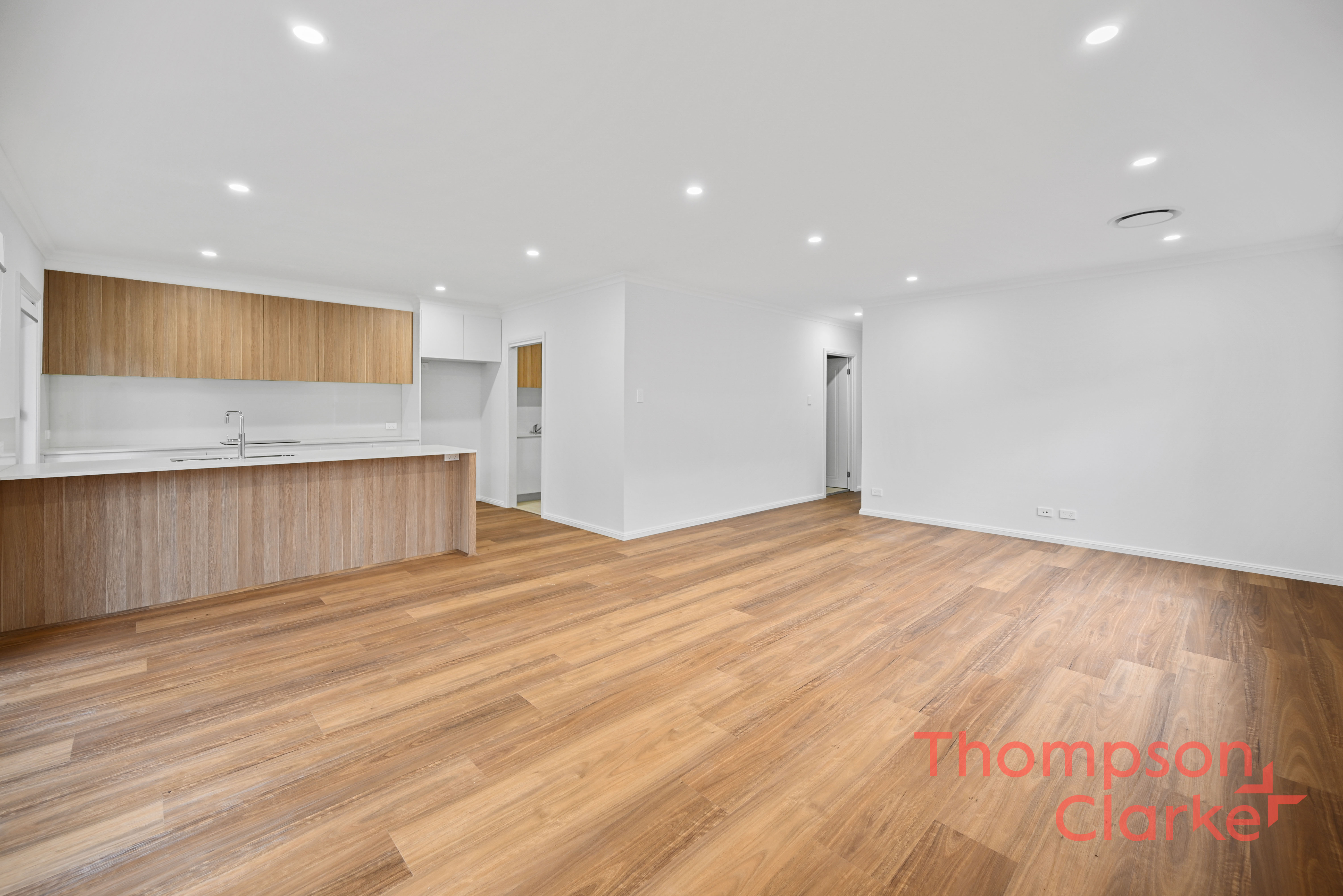 5 Croydon Close, Thornton - Thumbnail 2