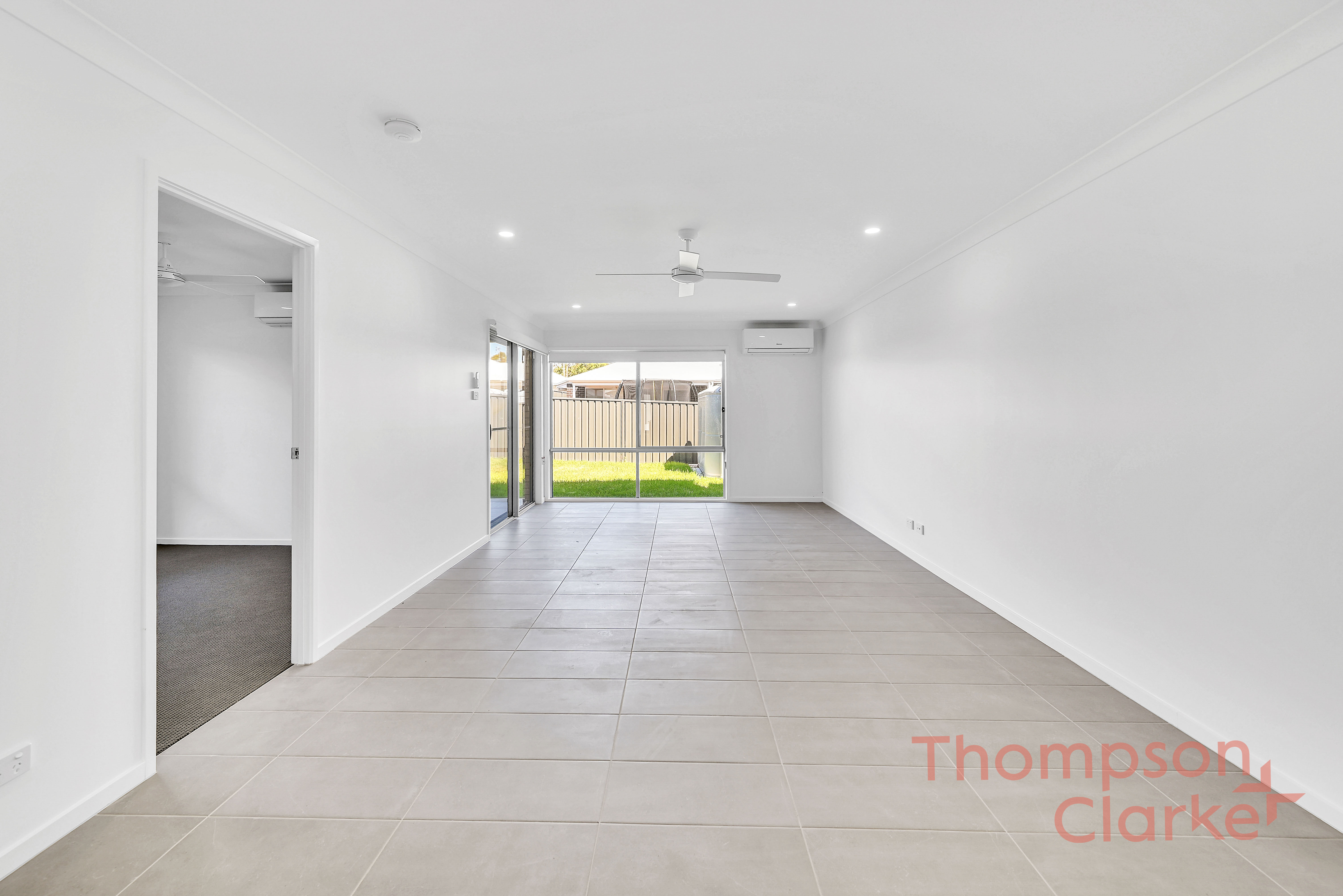1/3 Kentwood Street, Thornton - Thumbnail 2